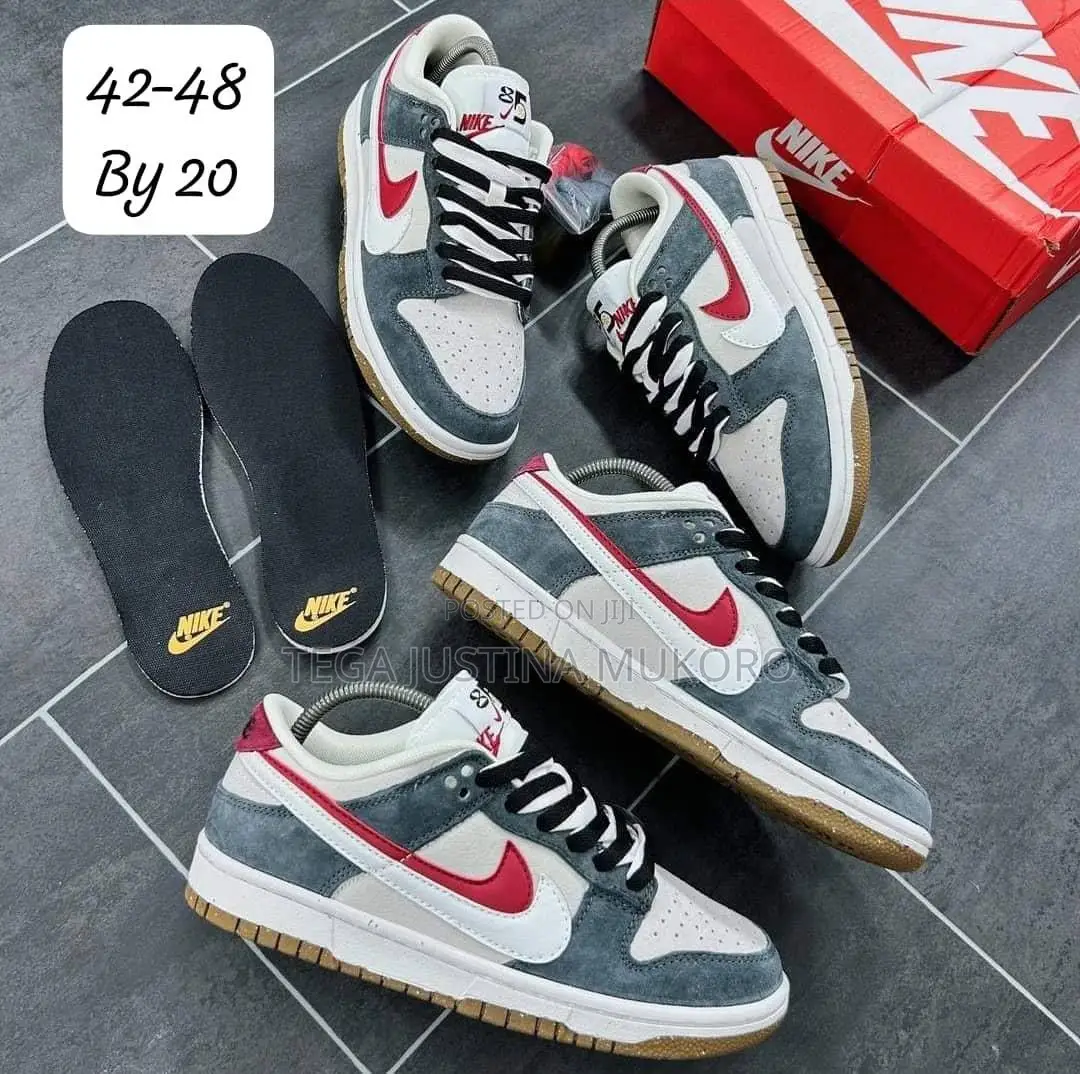 High Quality Unisex Nike Sneakers