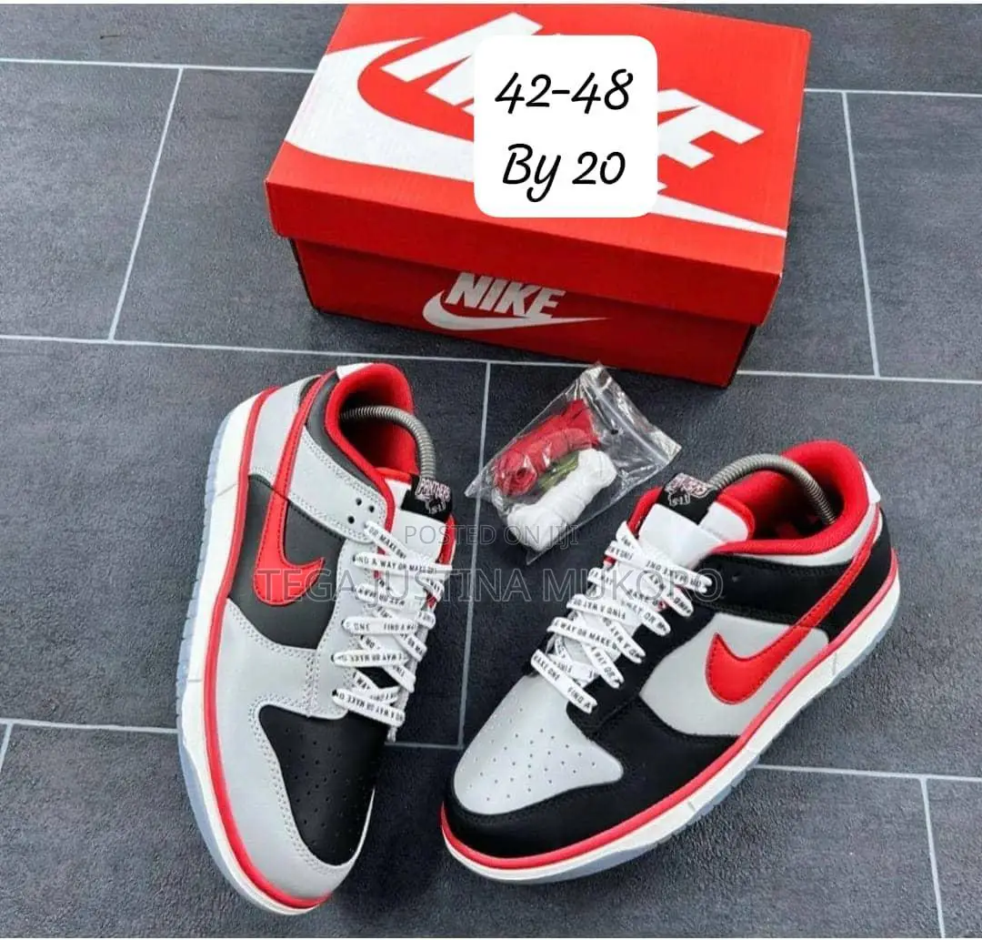 High Quality Unisex Nike Sneakers