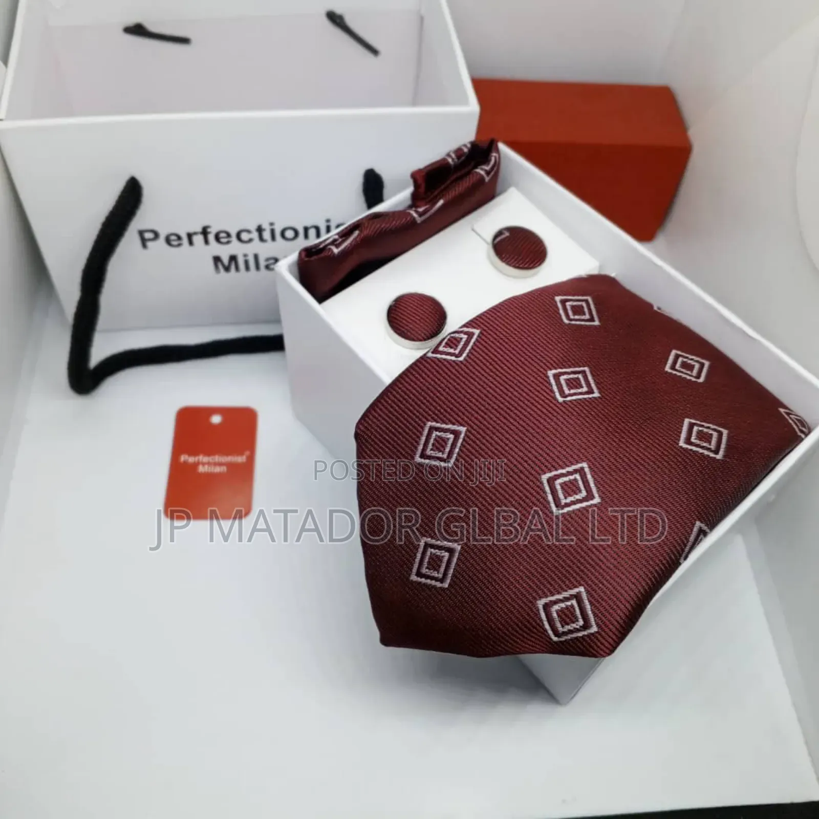 Quality Italian Men's Tie .