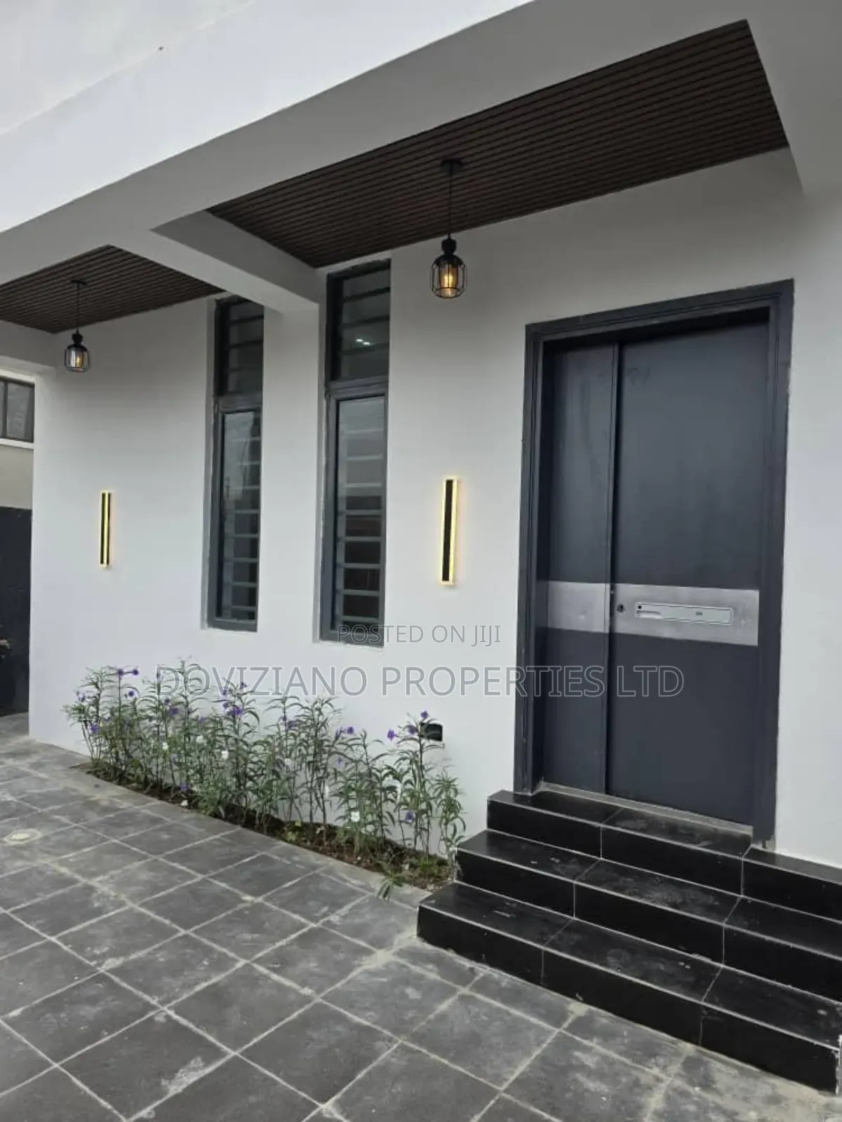5bdrm Duplex in Lekki Phase 1 for sale