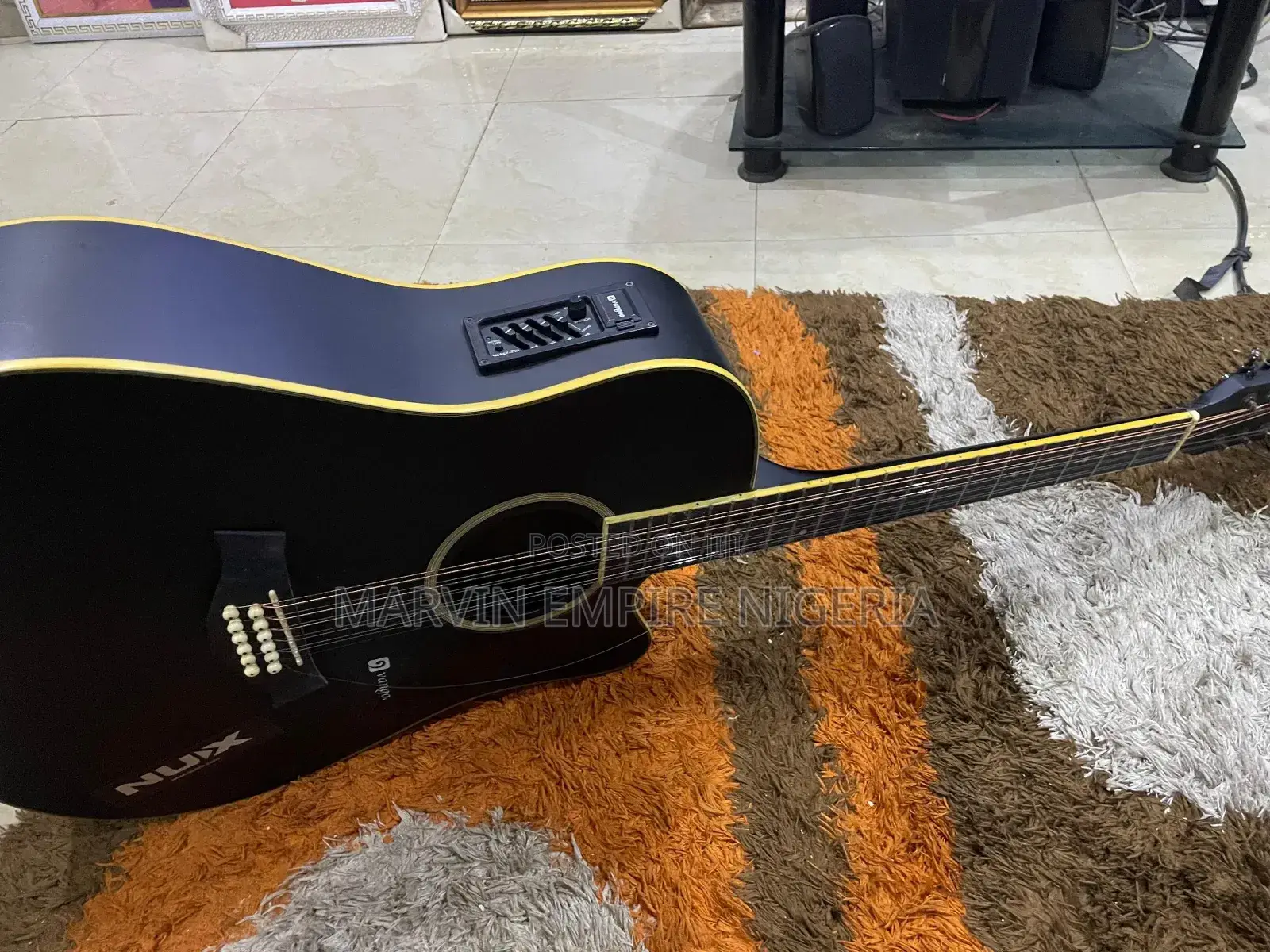 Vangoa
12
Strings
Semi Acoustic Guitar
Black Vge12-2 With Free Case