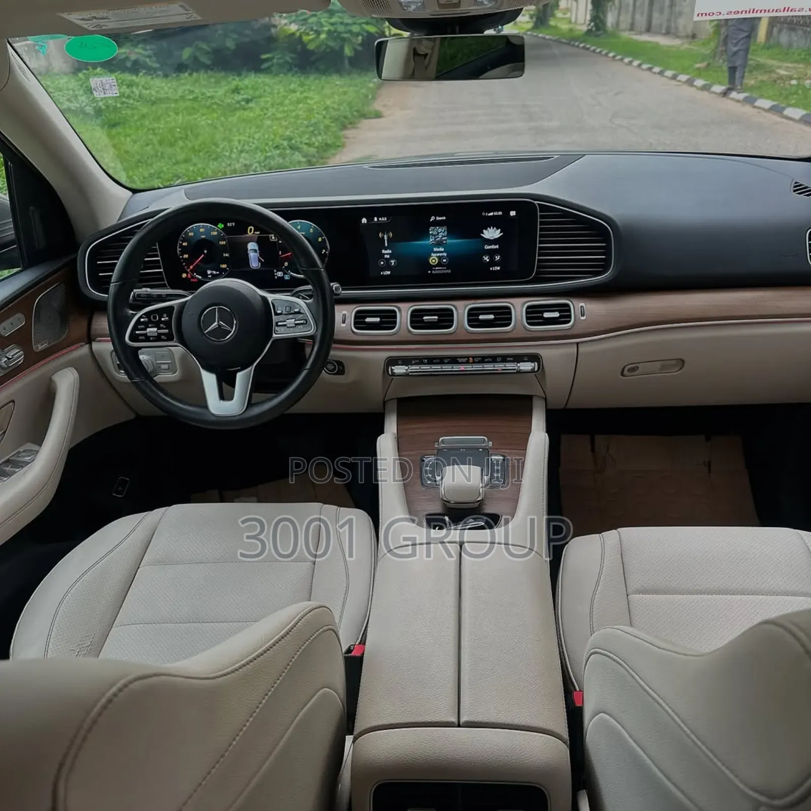 Mercedes-Benz GLE-Class 2021 Gold