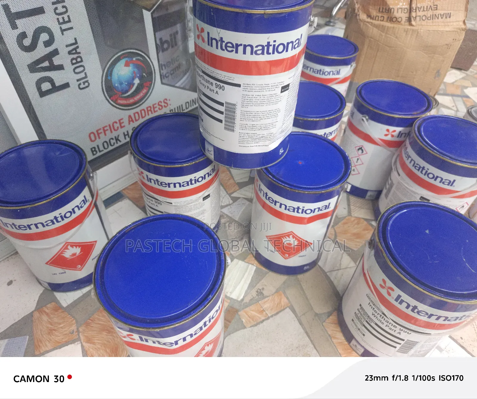 International Interthane 990 (White) a/B