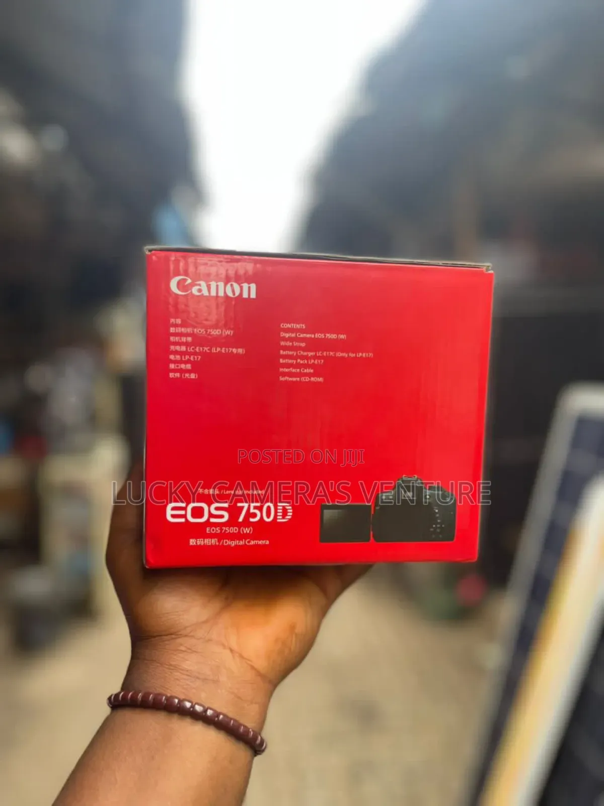 Canon 750d, With 18 - 55mm Lens