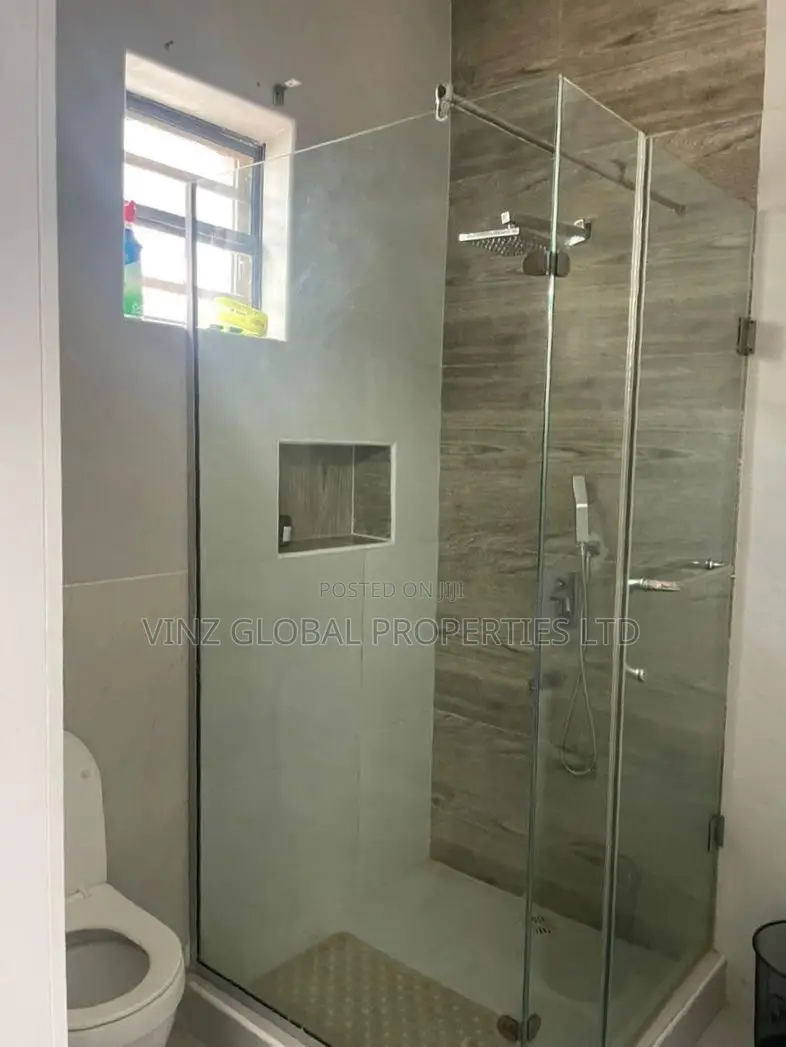 Luxury 5 Bedroom Detached Duplex With Excellent Facilities