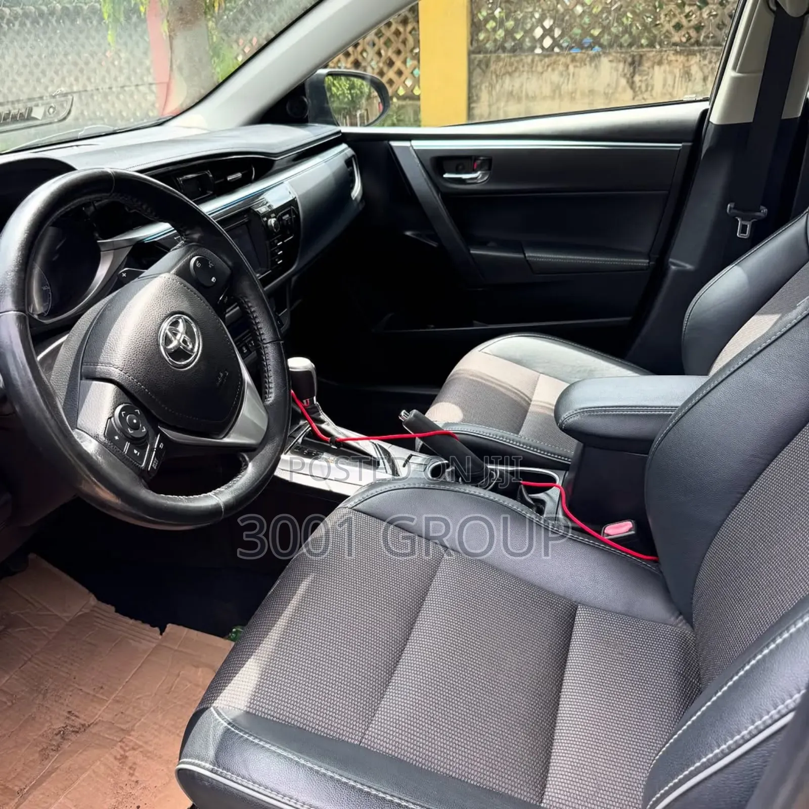 Toyota Corolla S 4dr Sedan (1.8L 4cyl CVT) 2015 Gray
