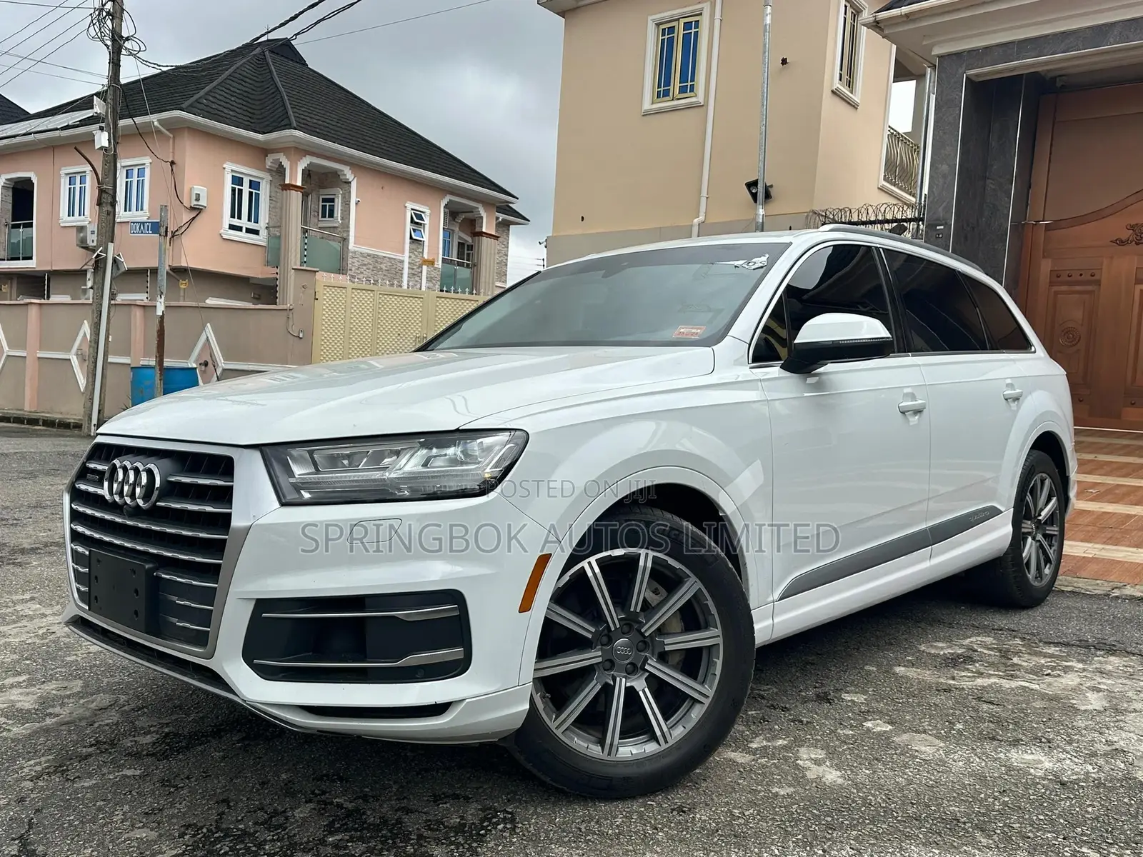 Audi Q7 55 Premium AWD quattro 2019 White