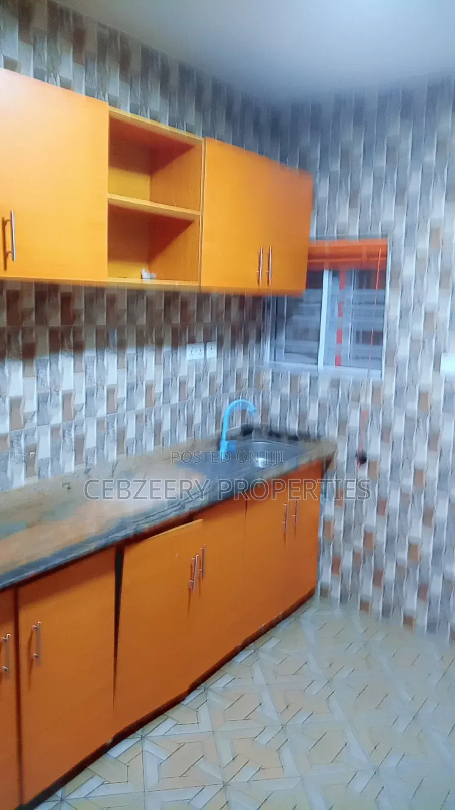 2bdrm Block of Flats in River Valley Estate for rent