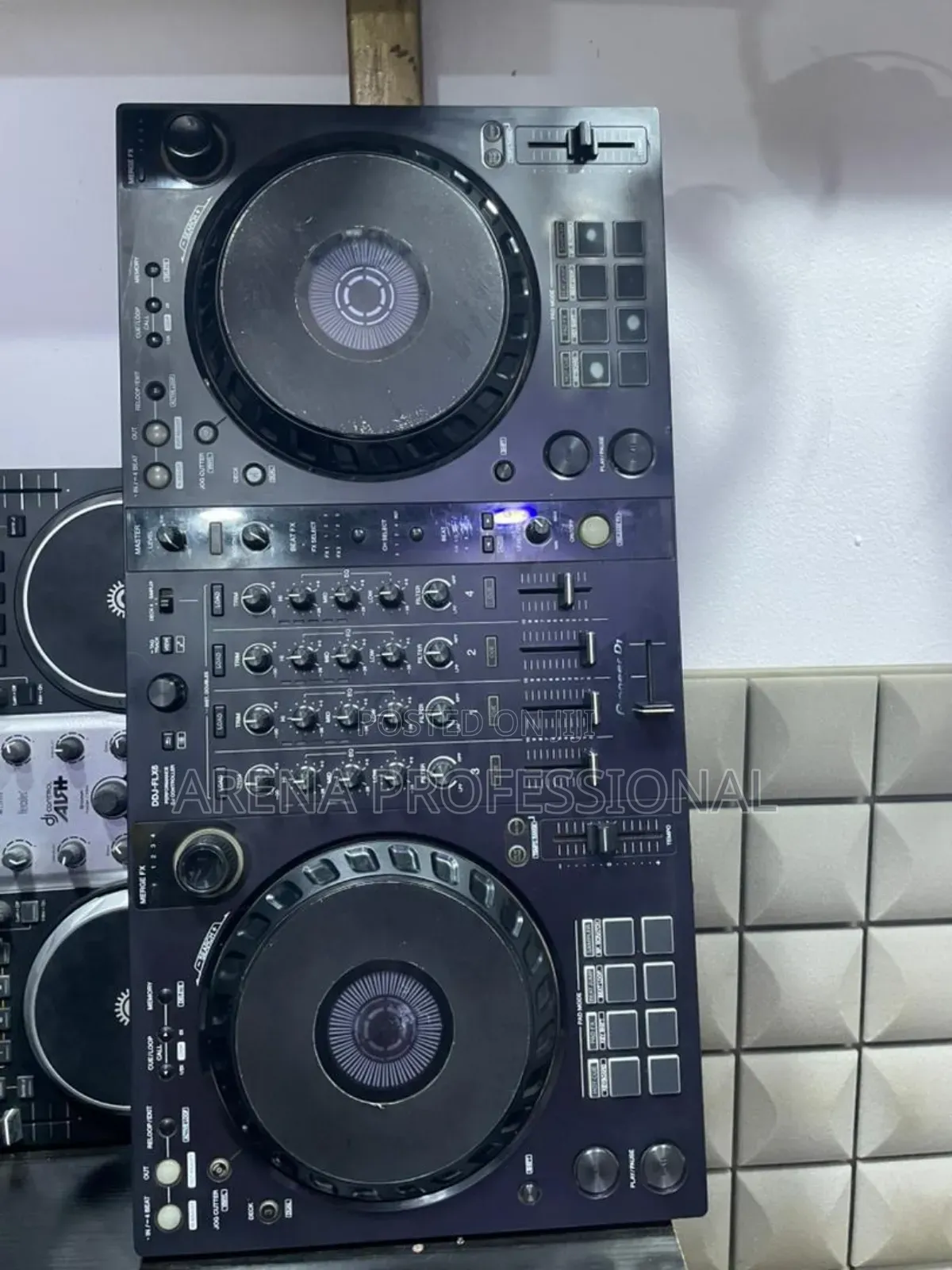 Pioneer DDJ-Flx6 Controller With Flight Case