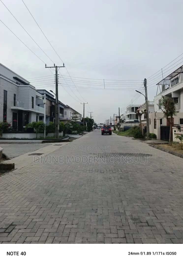 Furnished 4bdrm Duplex in Osapa London for sale