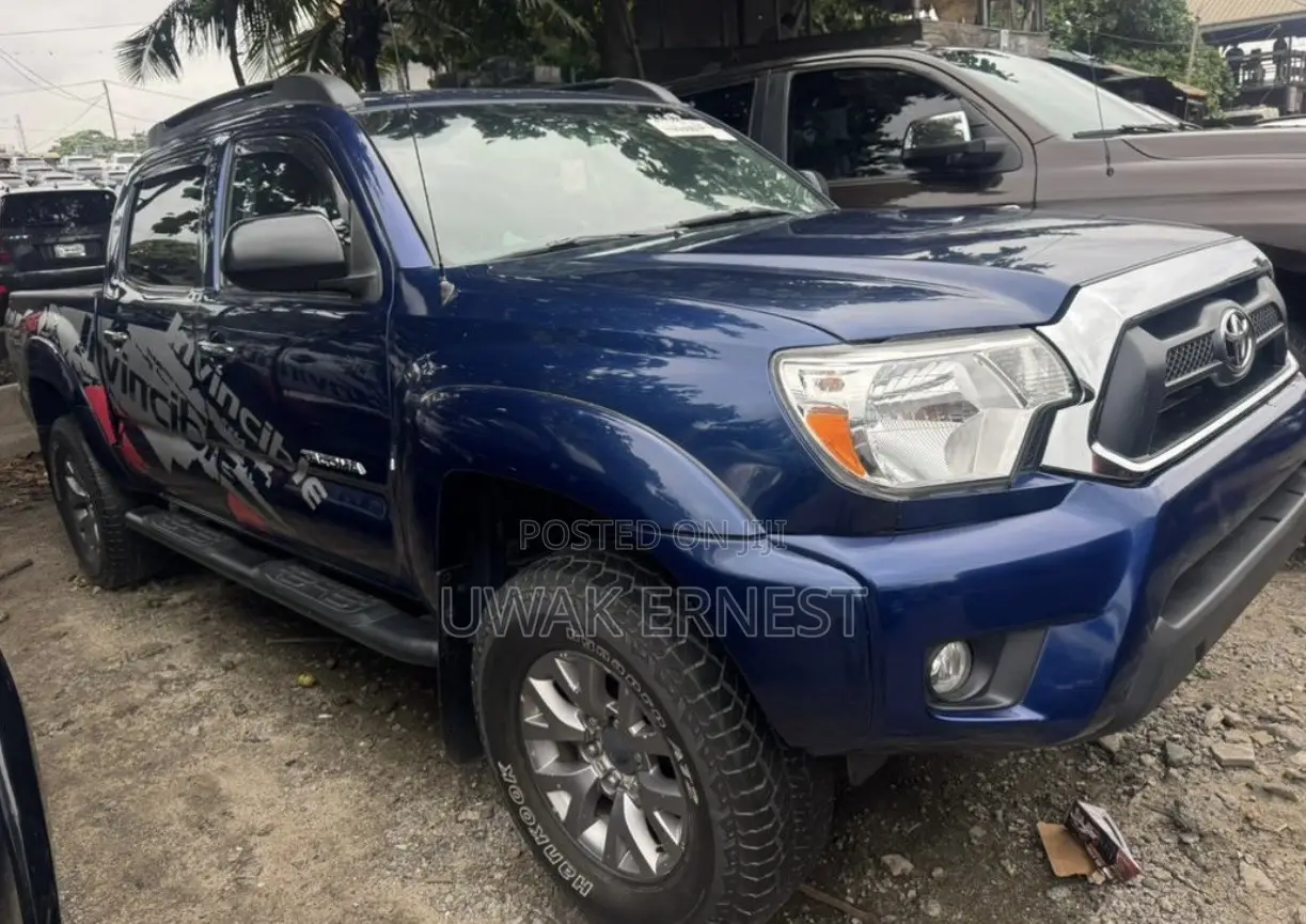 Toyota Tacoma 2012 Blue