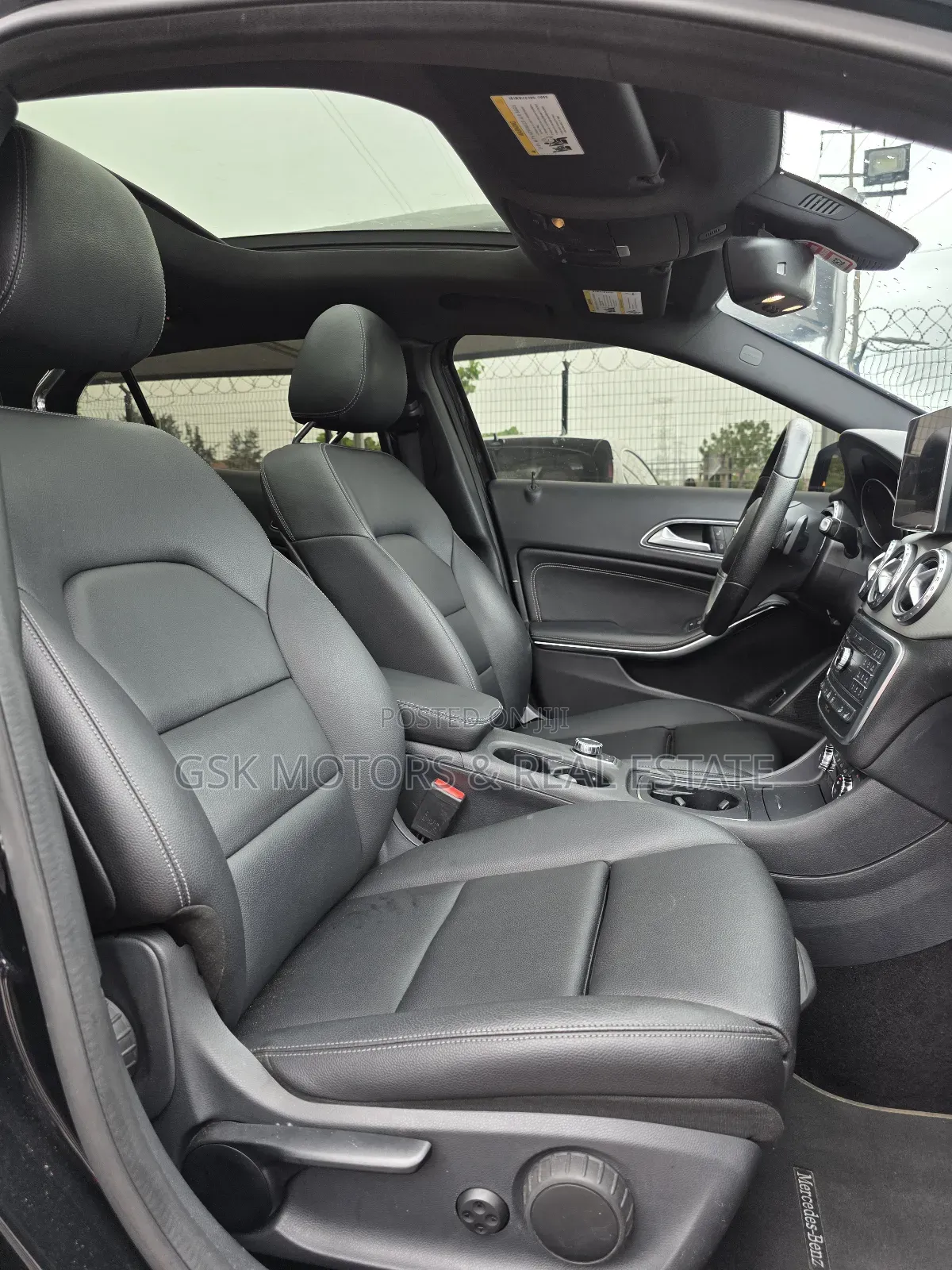 Mercedes-Benz GLA 250 2016 Black
