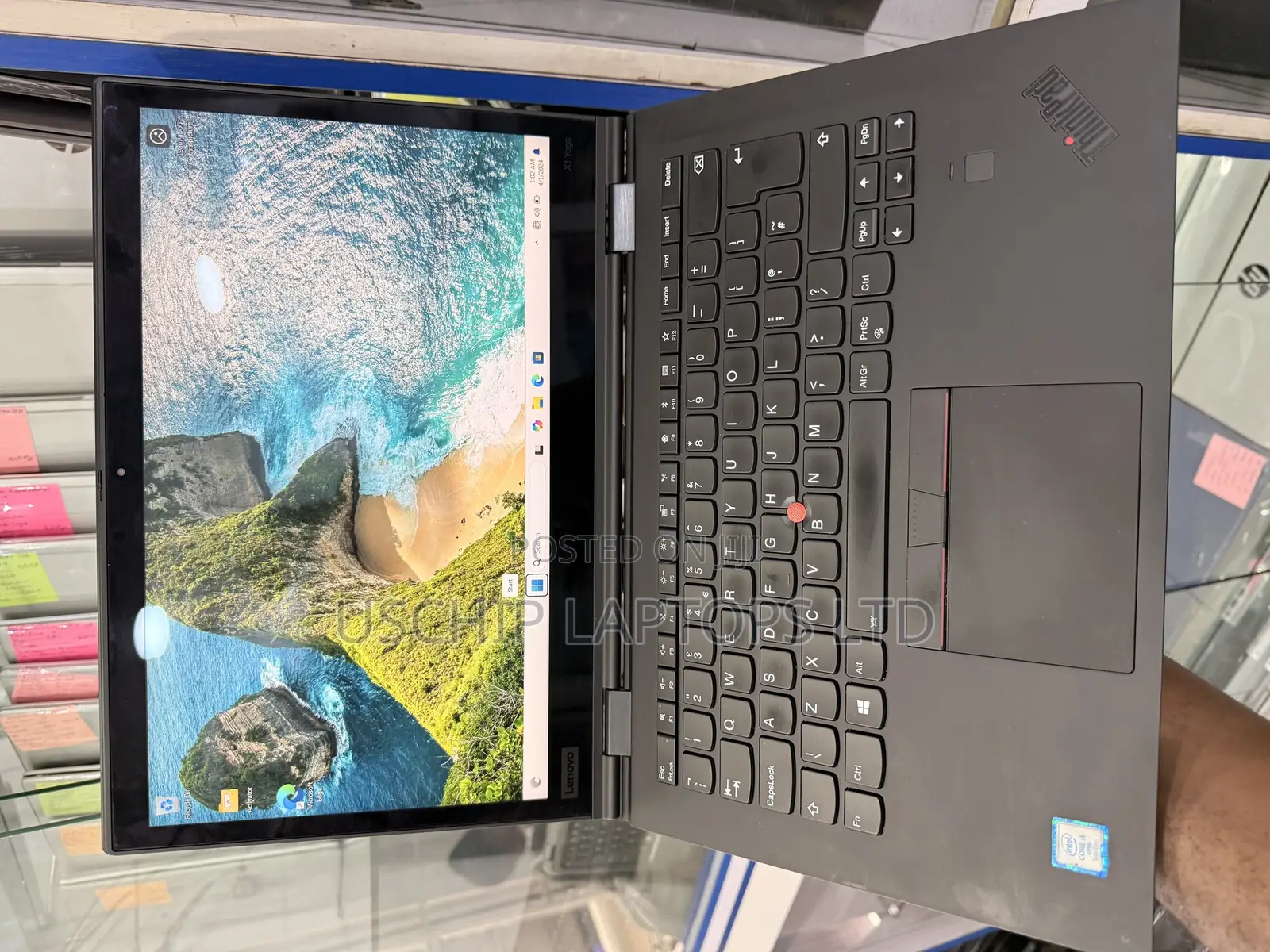 Laptop Lenovo ThinkPad X1 Yoga Gen 8 8GB Intel Core i5 SSD 256GB