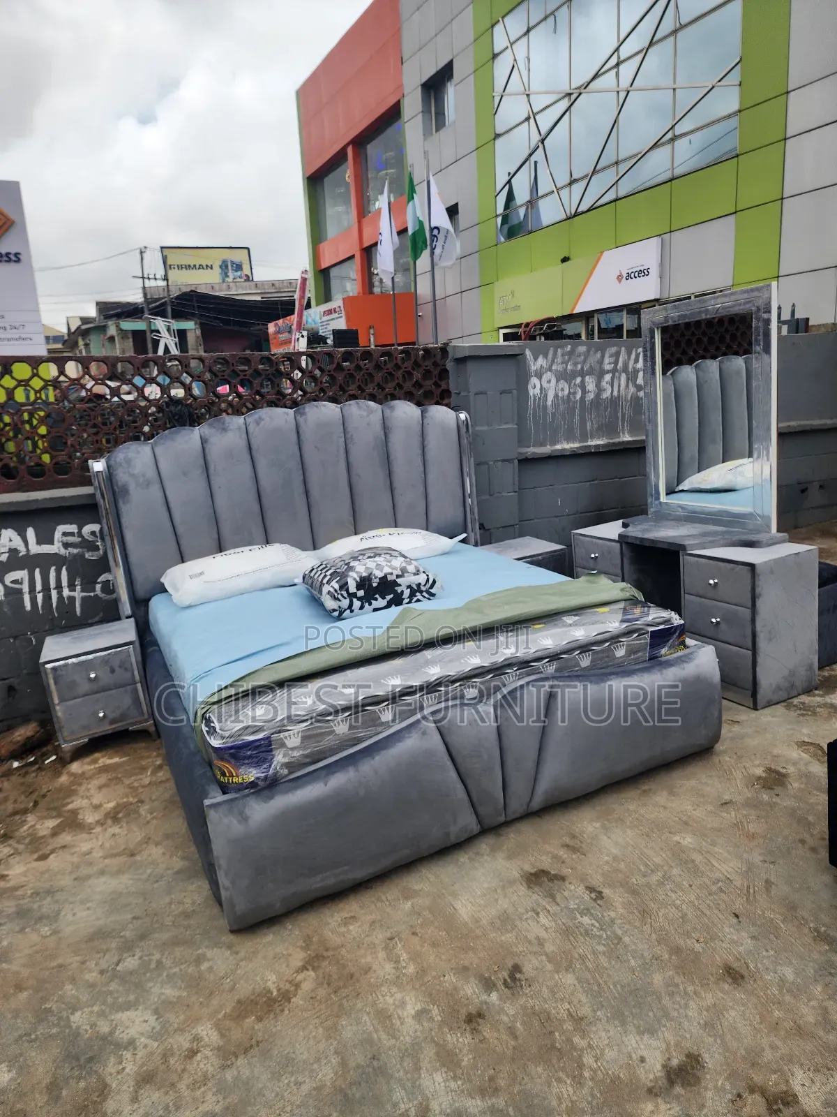 Standard 6ftby6ft Upholstery Padded Bed Set.