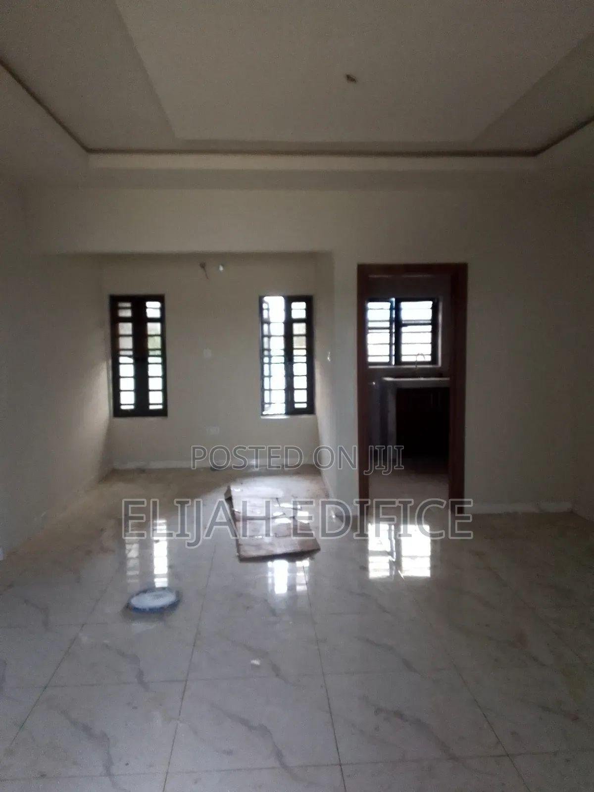 Furnished 2bdrm Block of Flats in Sherrifyt Hotel, Ikorodu Garage