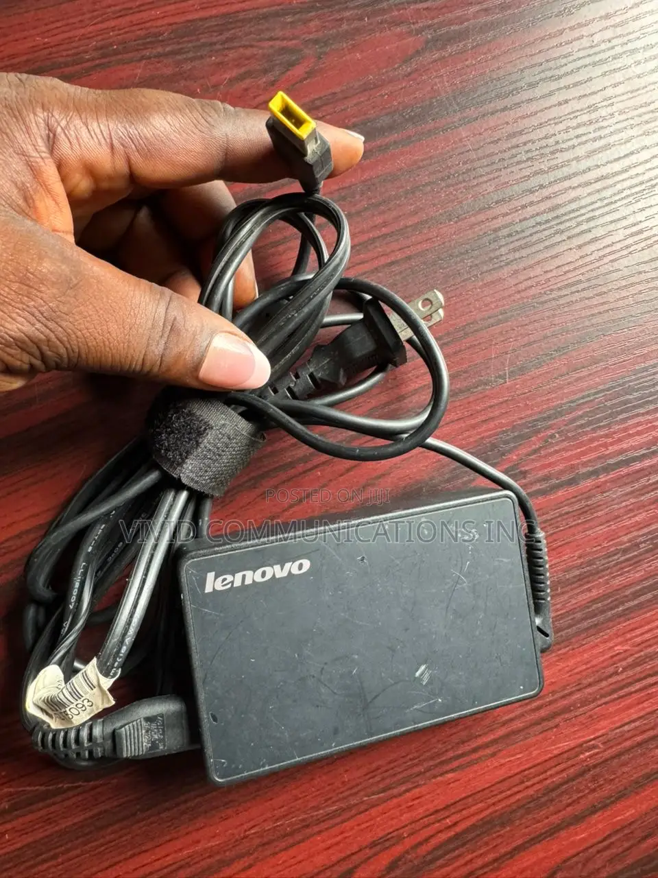 Lenovo Thinkpad 65w Usb-C Ac Adapter 20v 3.25a