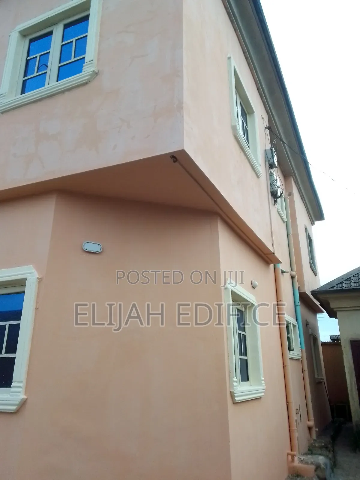 Furnished 3bdrm Block of Flats in Sherrifyt Hotel, Ikorodu Garage