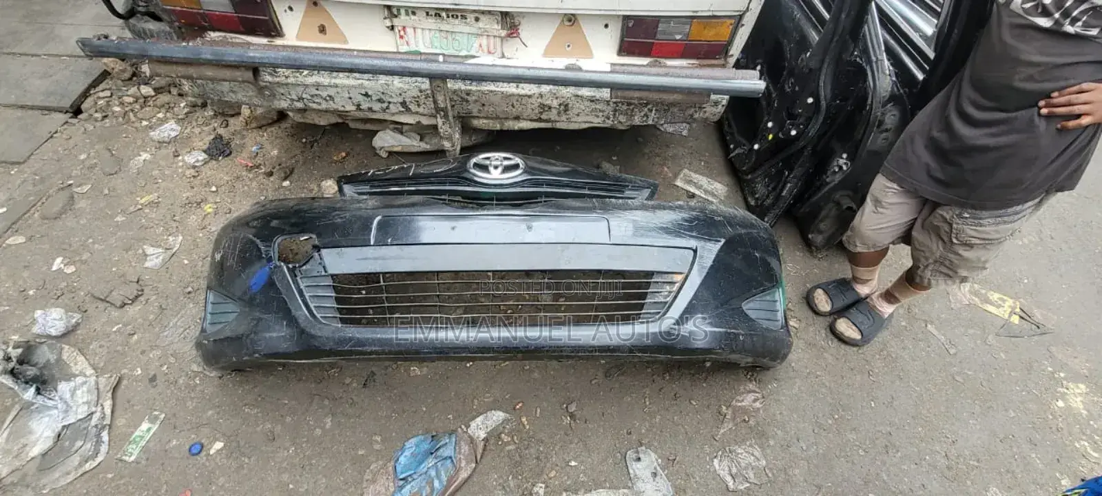 Yaris Bumper 2012