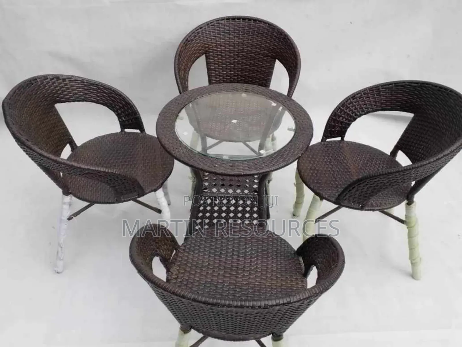 Modern Restaurant Dining Table and Chairs