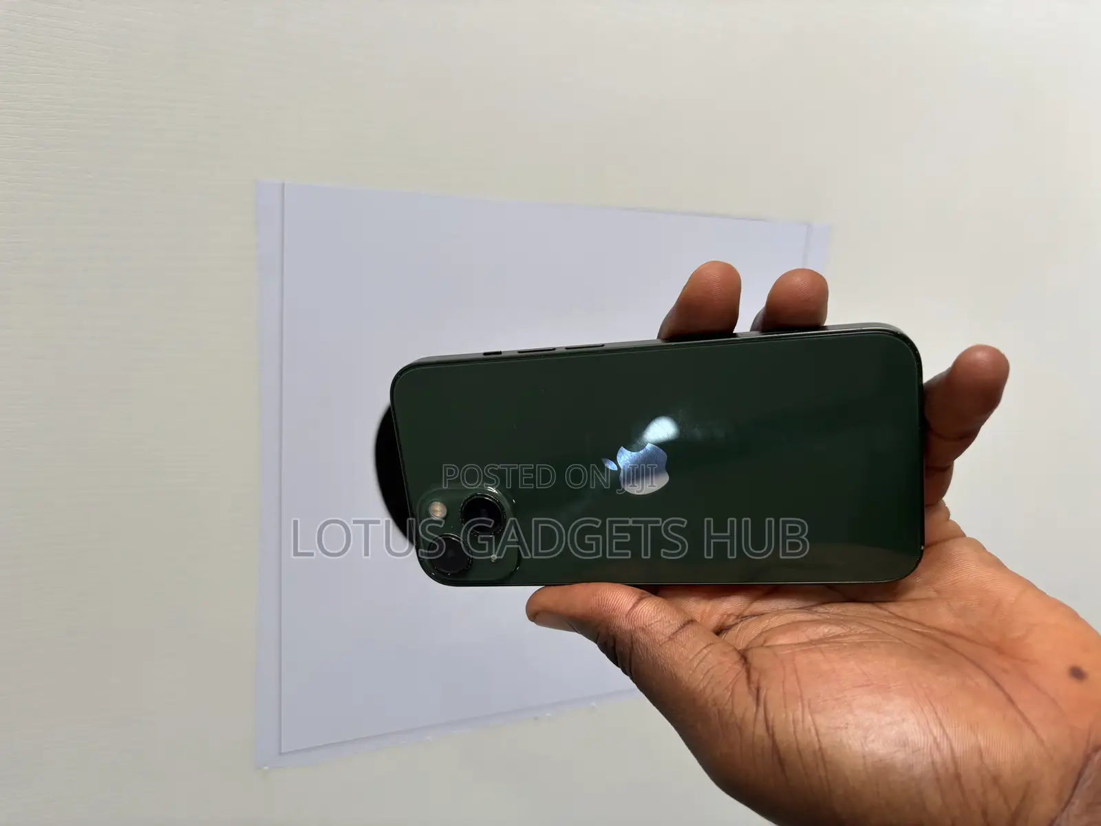 Apple iPhone 13 128 GB Green