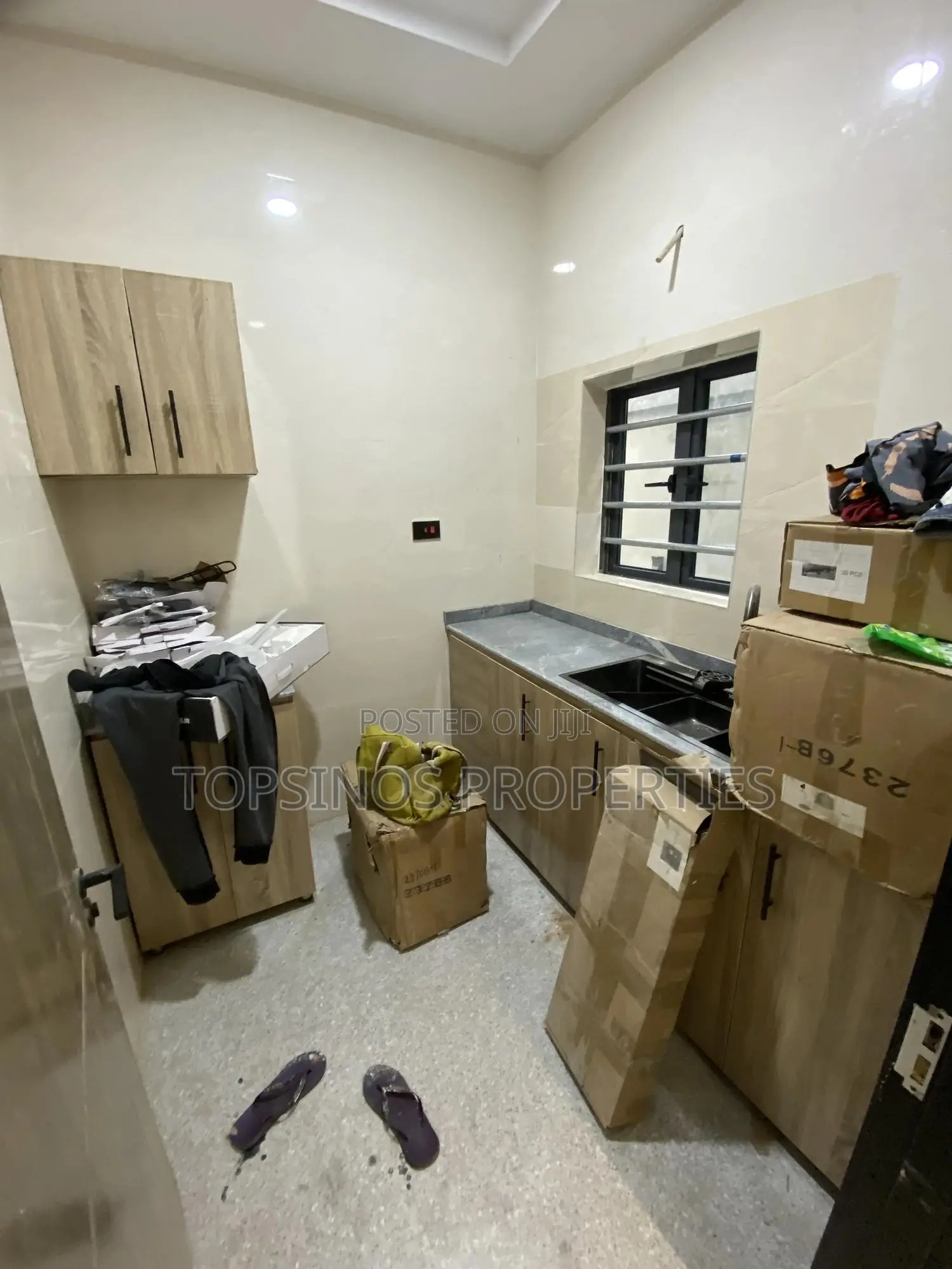1bdrm Block of Flats in Dawaki for rent