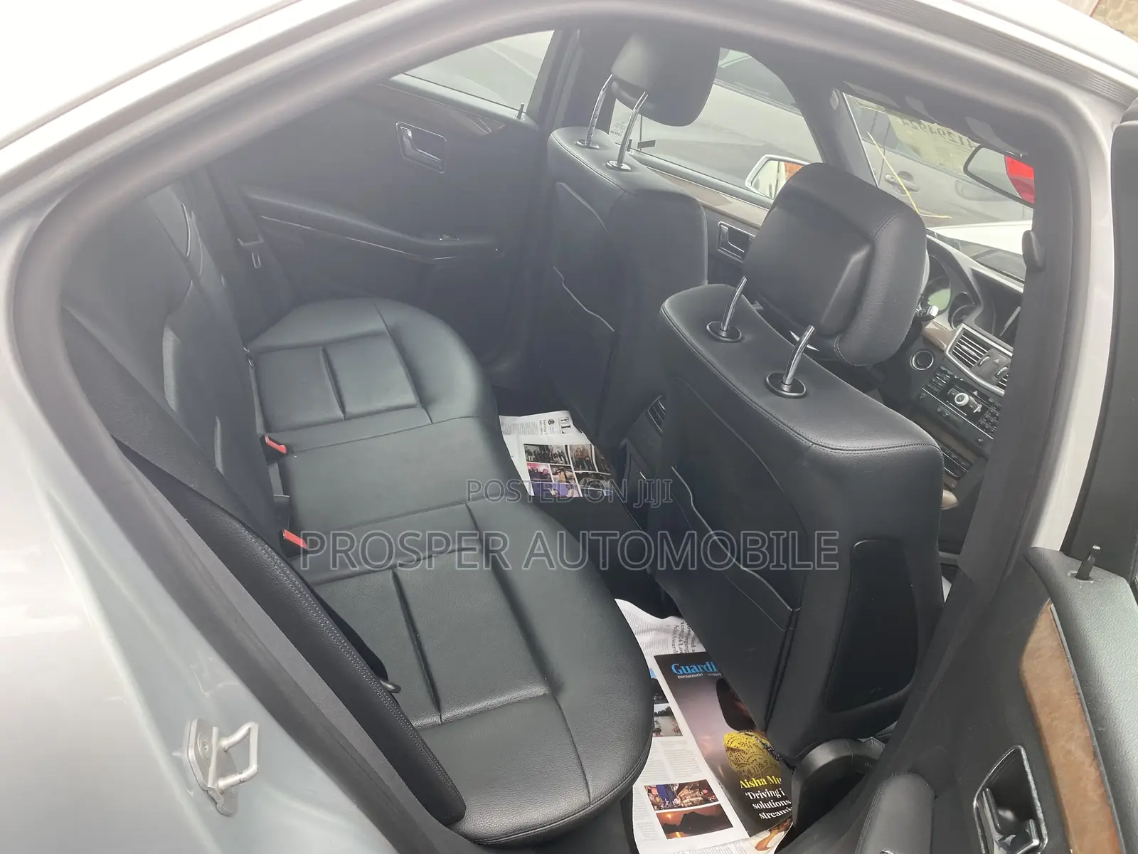 Mercedes-Benz E350 Base 2dr 4Matic Coupe AWD (3.5L 6cyl 7A) 2012 Silver