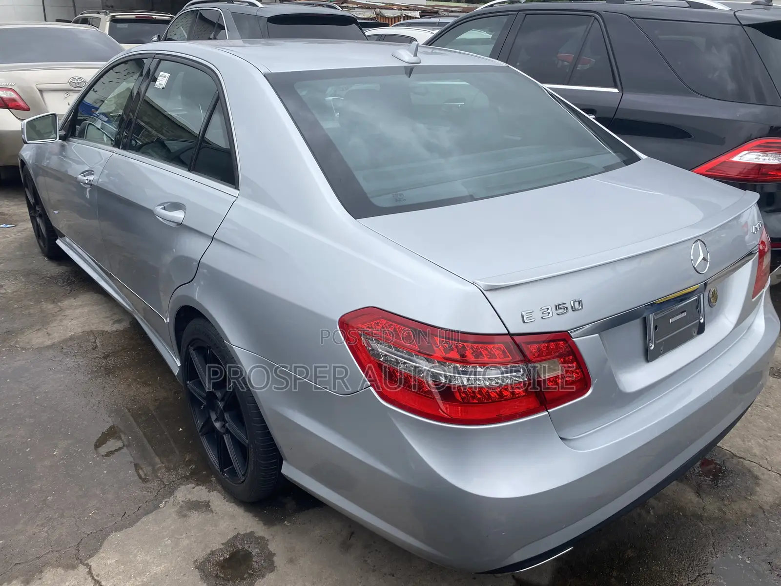 Mercedes-Benz E350 Base 2dr 4Matic Coupe AWD (3.5L 6cyl 7A) 2012 Silver
