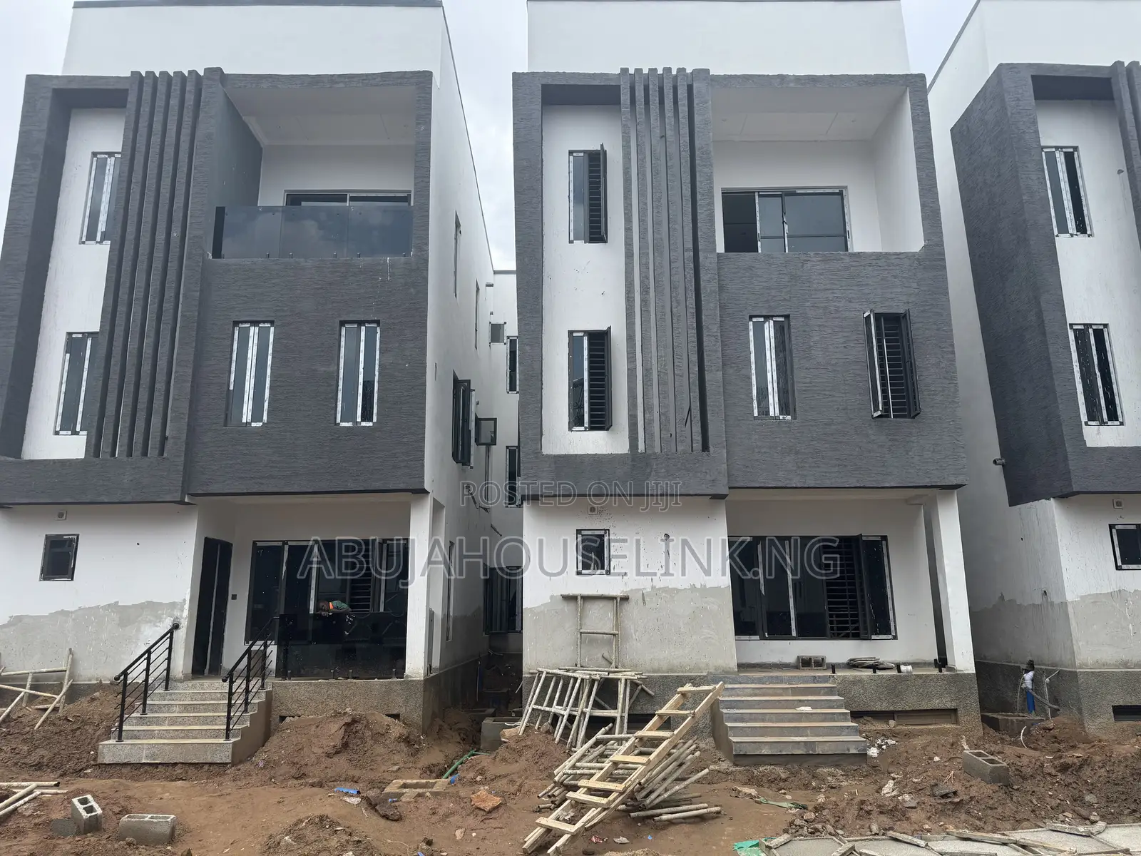 5bdrm Duplex in Asokoro Abuja for sale