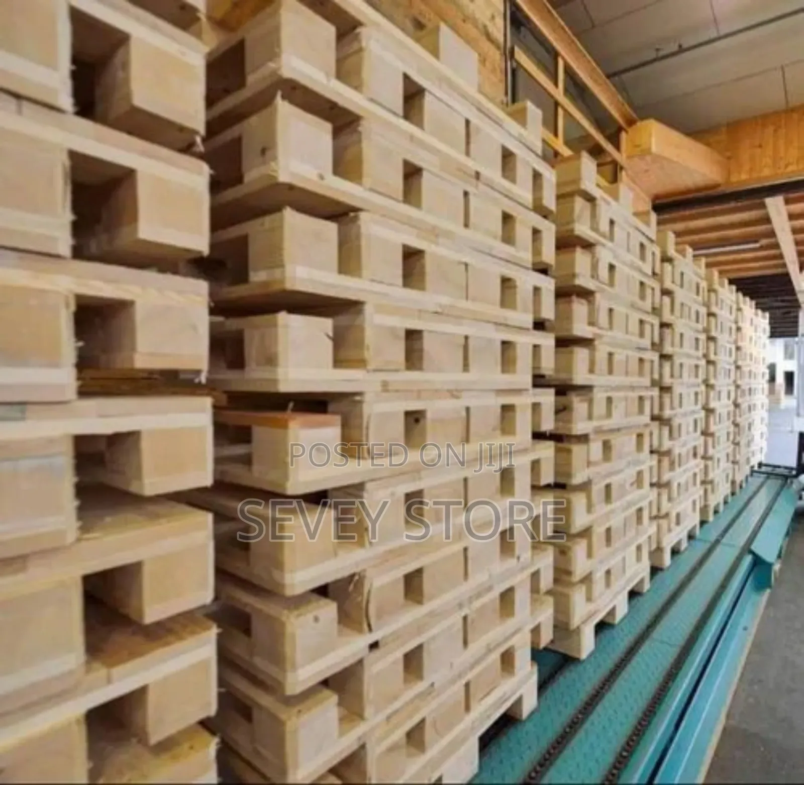 Wooden Pallets - Wing