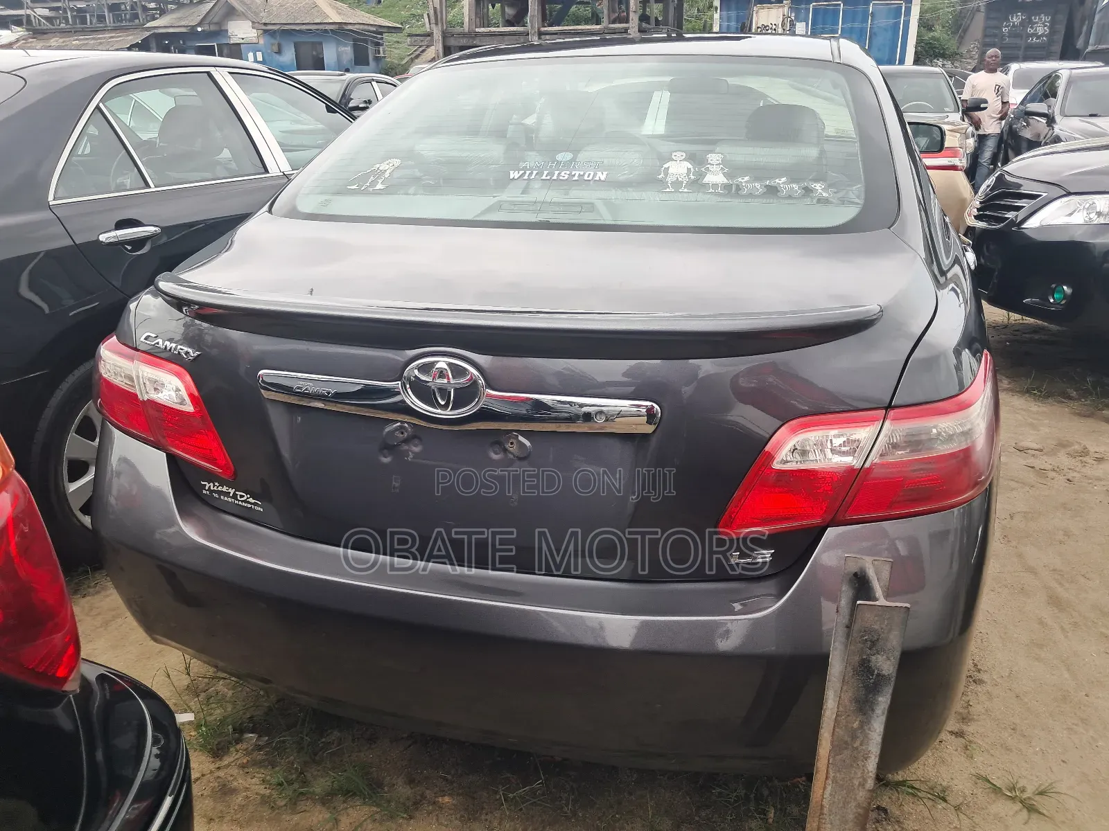 Toyota Camry LE 4dr Sedan (2.5L 4cyl 6AM) 2010 Gray