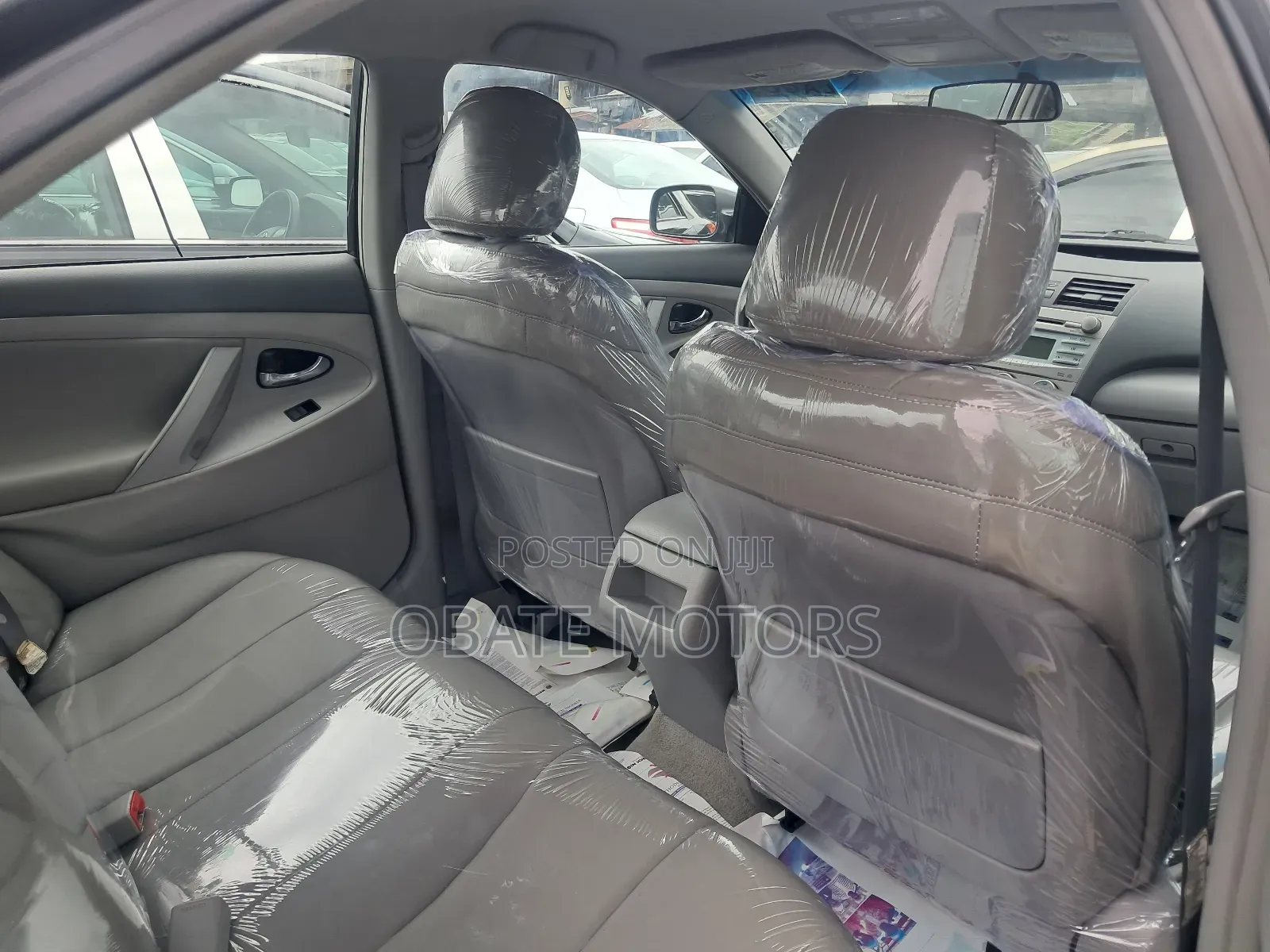 Toyota Camry LE 4dr Sedan (2.5L 4cyl 6AM) 2010 Gray
