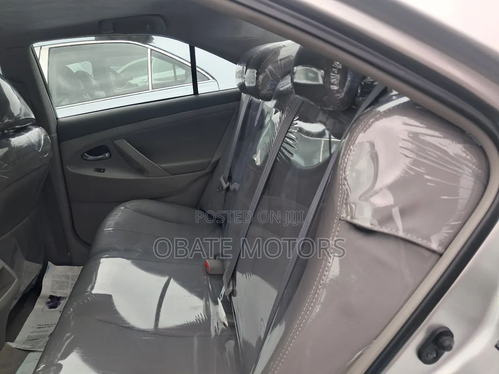 Toyota Camry LE 4dr Sedan (2.5L 4cyl 6A) 2011 Silver