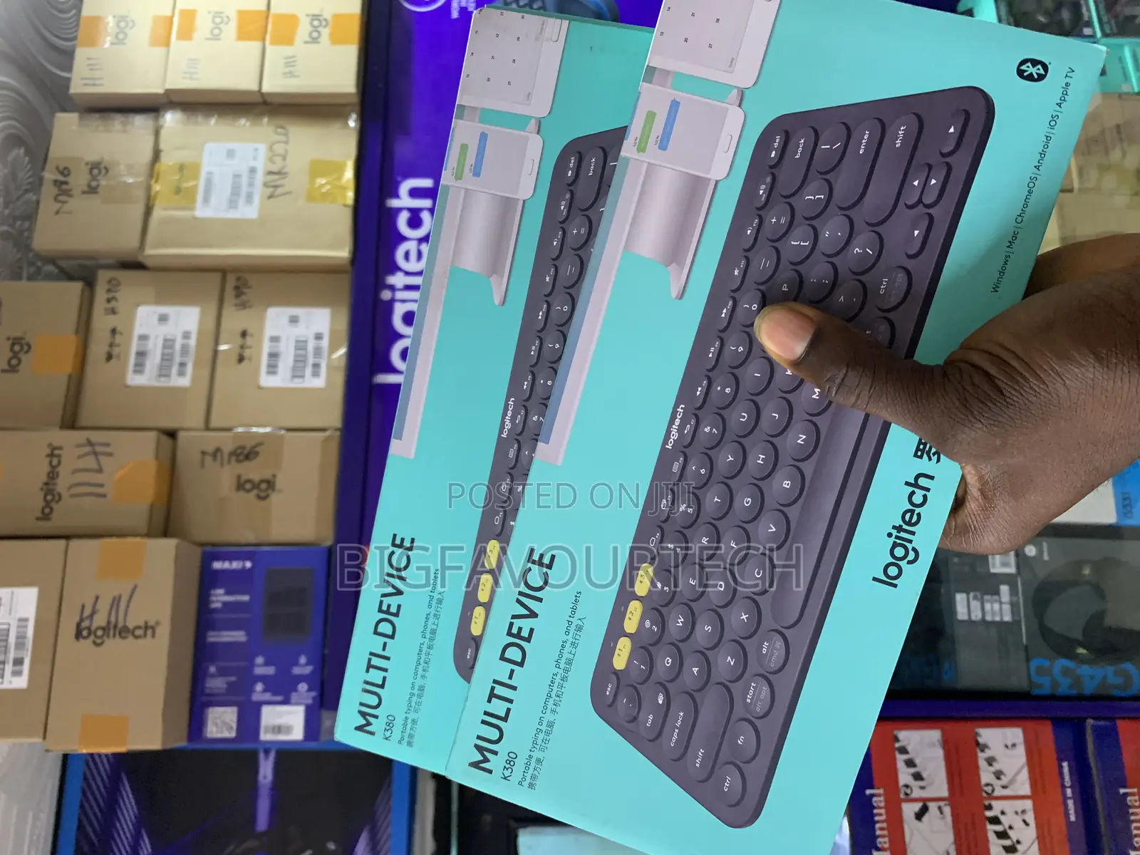  Multi-Device Bluetooth Keyboard