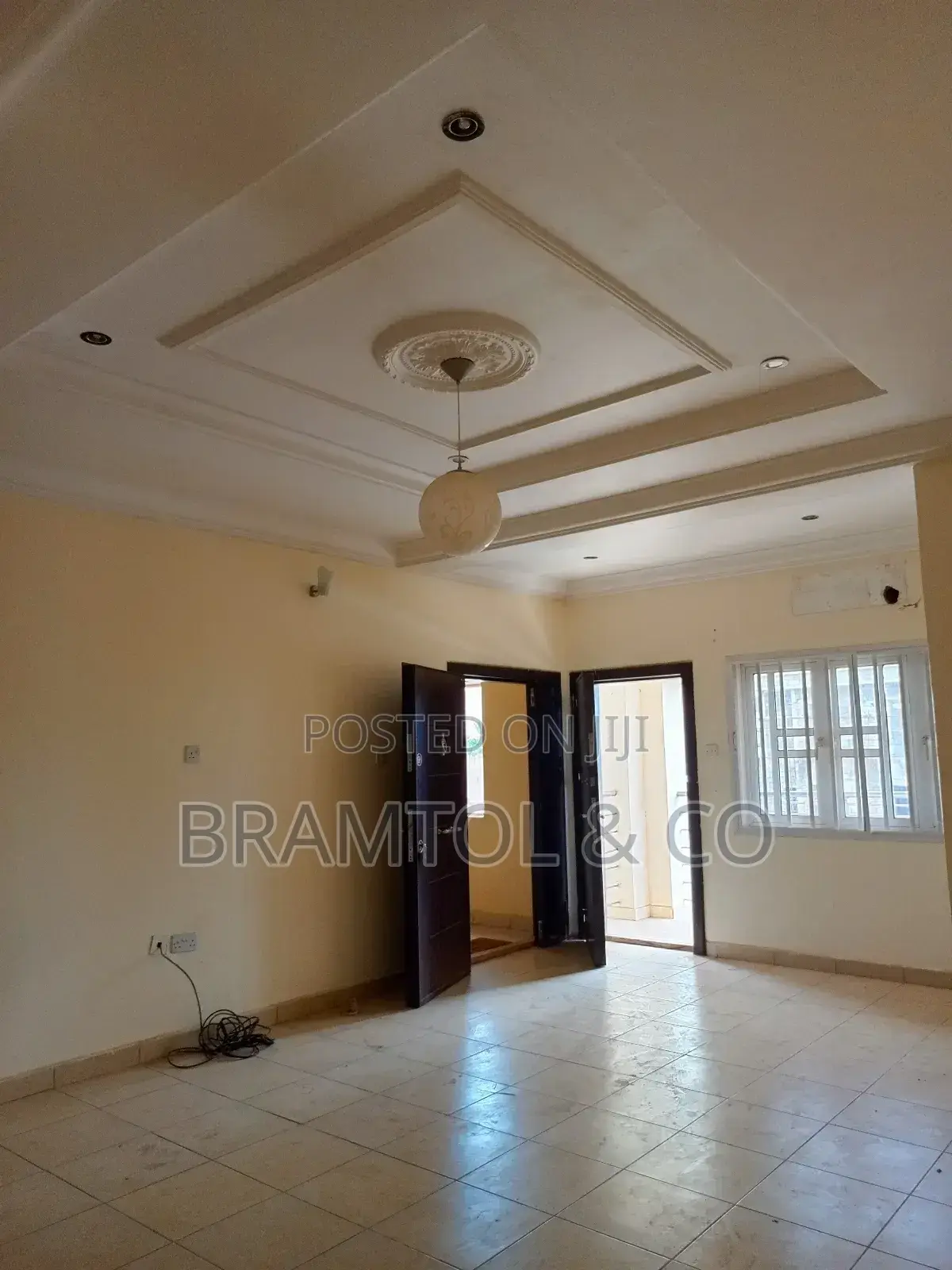3bdrm Block of Flats in Wuye for sale