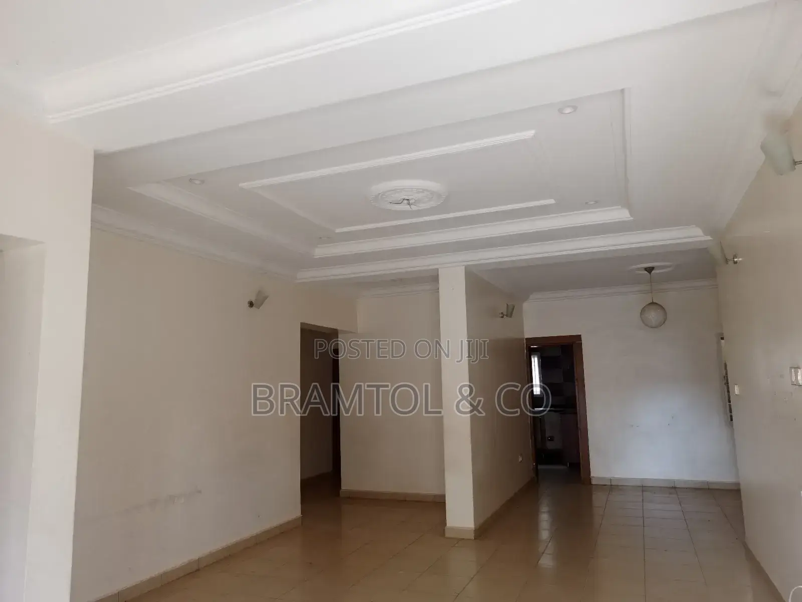 3bdrm Block of Flats in Wuye for sale