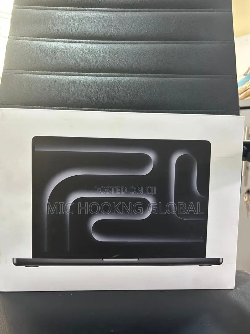 New Laptop Apple MacBook Pro 2024 M4 14-Inch 16GB Apple M4 SSD 512GB