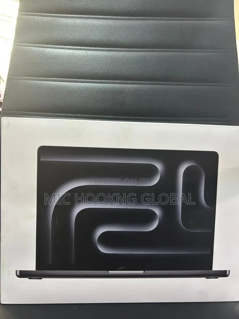 New Laptop Apple MacBook Pro 2024 M4 14-Inch 16GB Apple M4 SSD 512GB