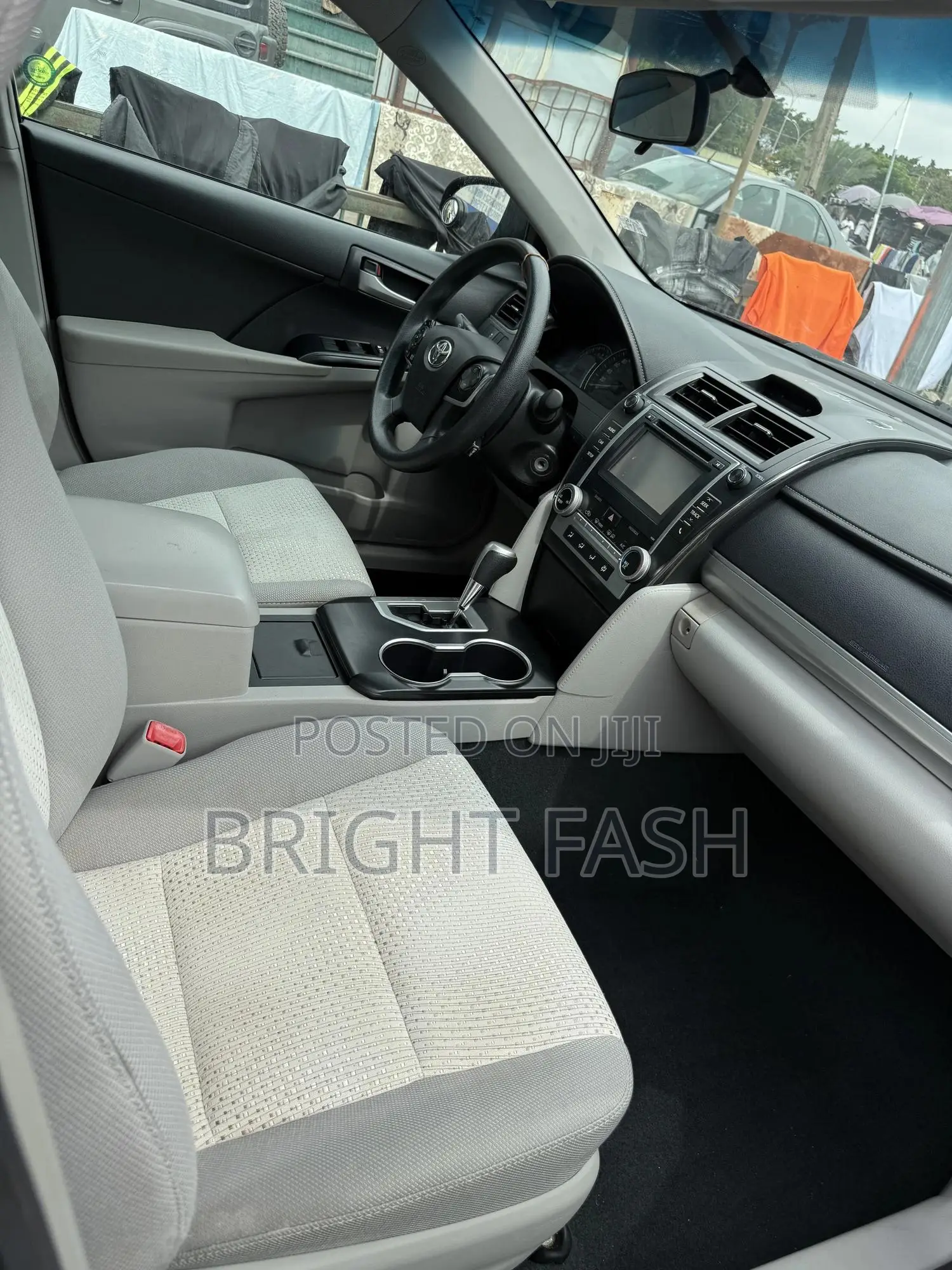 Toyota Camry LE 4dr Sedan (2.5L 4cyl 6A) 2014 Black