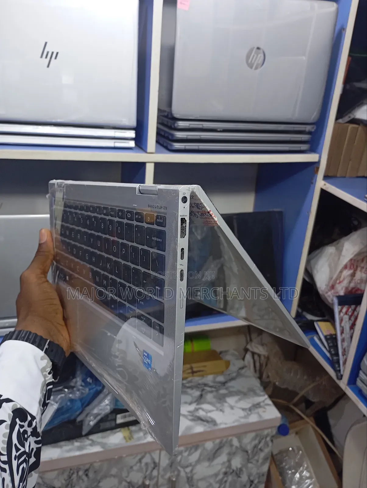 New Laptop HP EliteBook 830 G8 16GB Intel Core I5 SSD 512GB