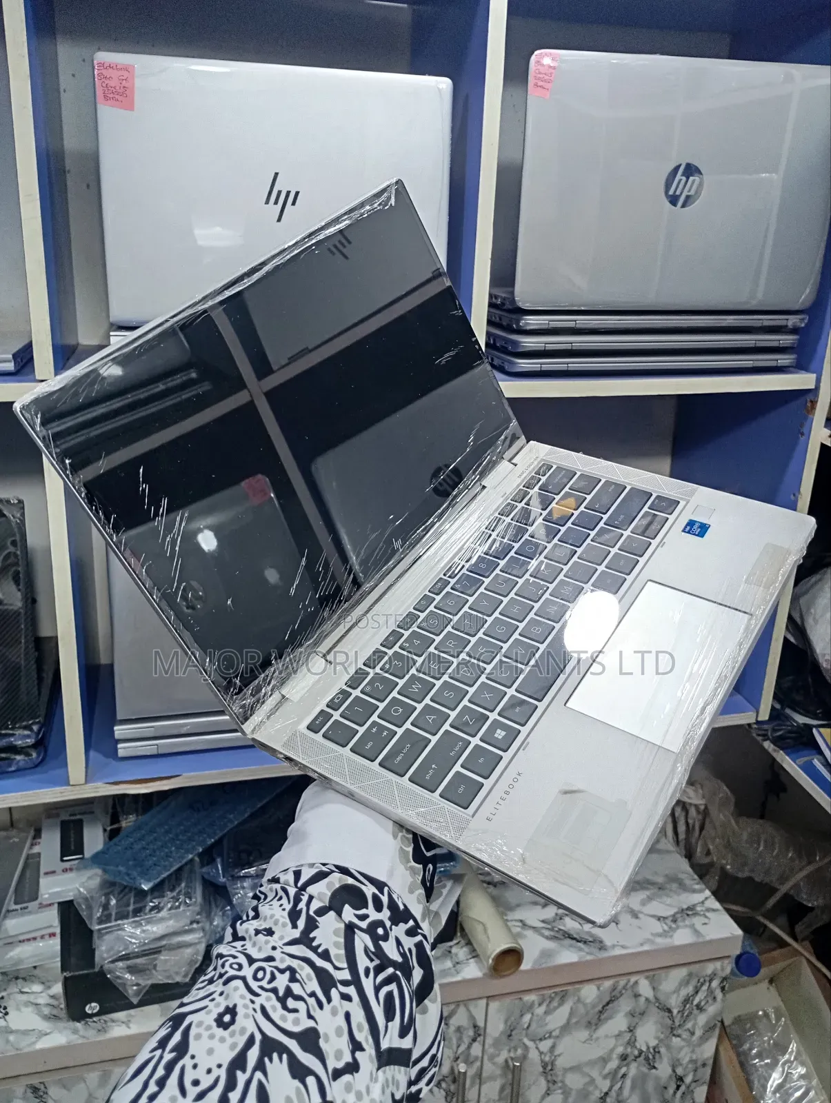 New Laptop HP EliteBook 830 G8 16GB Intel Core I5 SSD 512GB