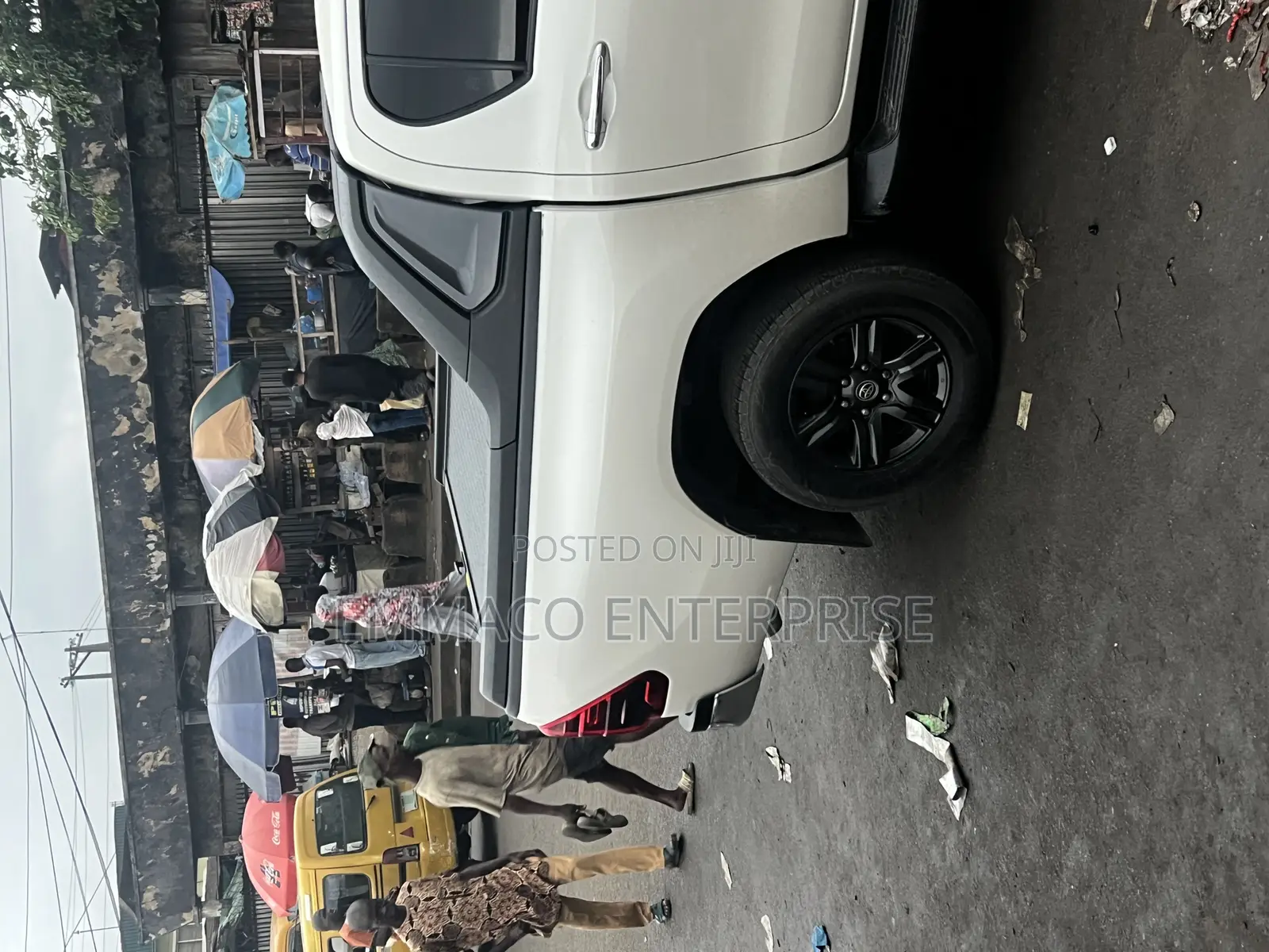 Rolling Booth Cover With Trd Spoiler