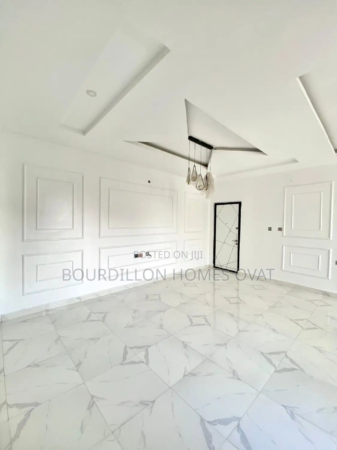 2bdrm Apartment in Lekki for sale