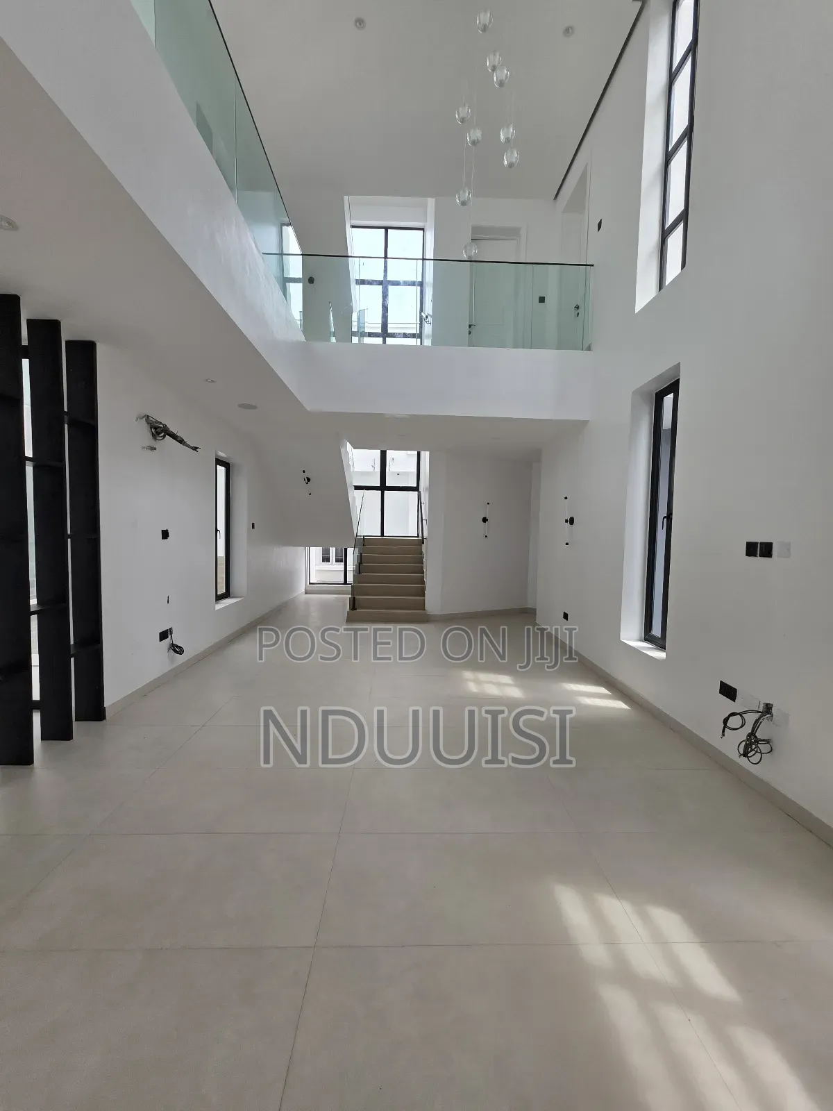 5bdrm Duplex in Lakeview Phase 2, Chevron for sale