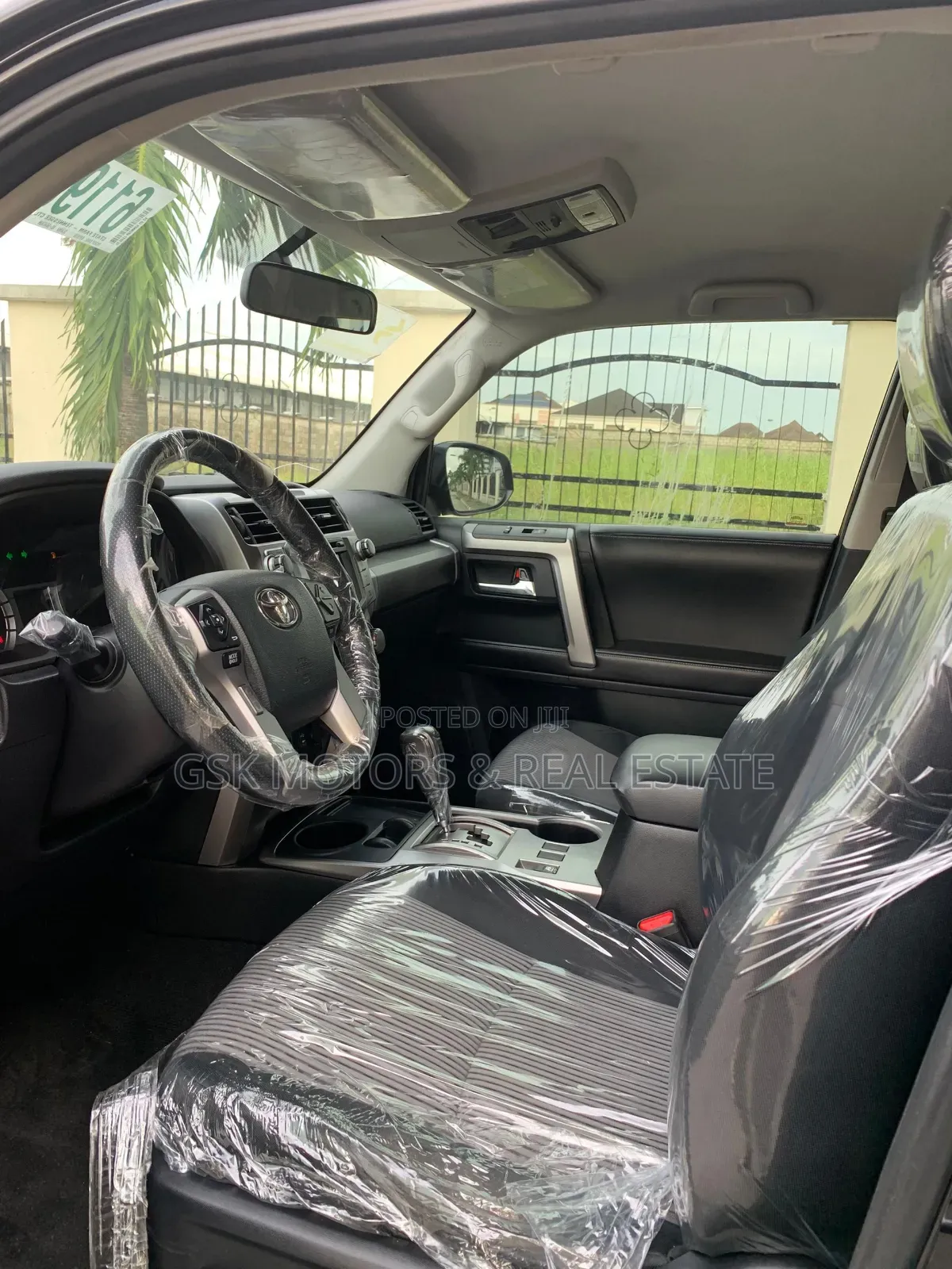 Toyota 4-Runner SR5 4dr SUV (4.0L 6cyl 5A) 2015 Black