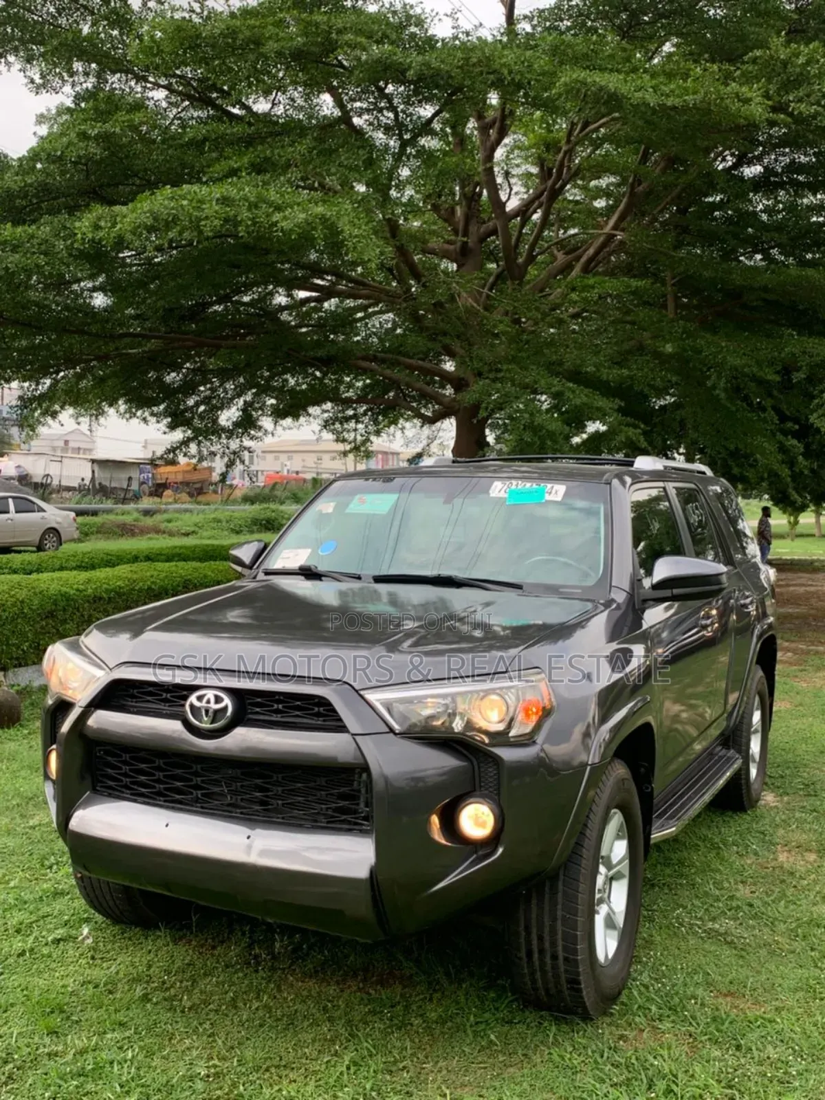 Toyota 4-Runner SR5 Premium 4dr 4x2 (4.0L 6cyl 5A) 2017 Gray