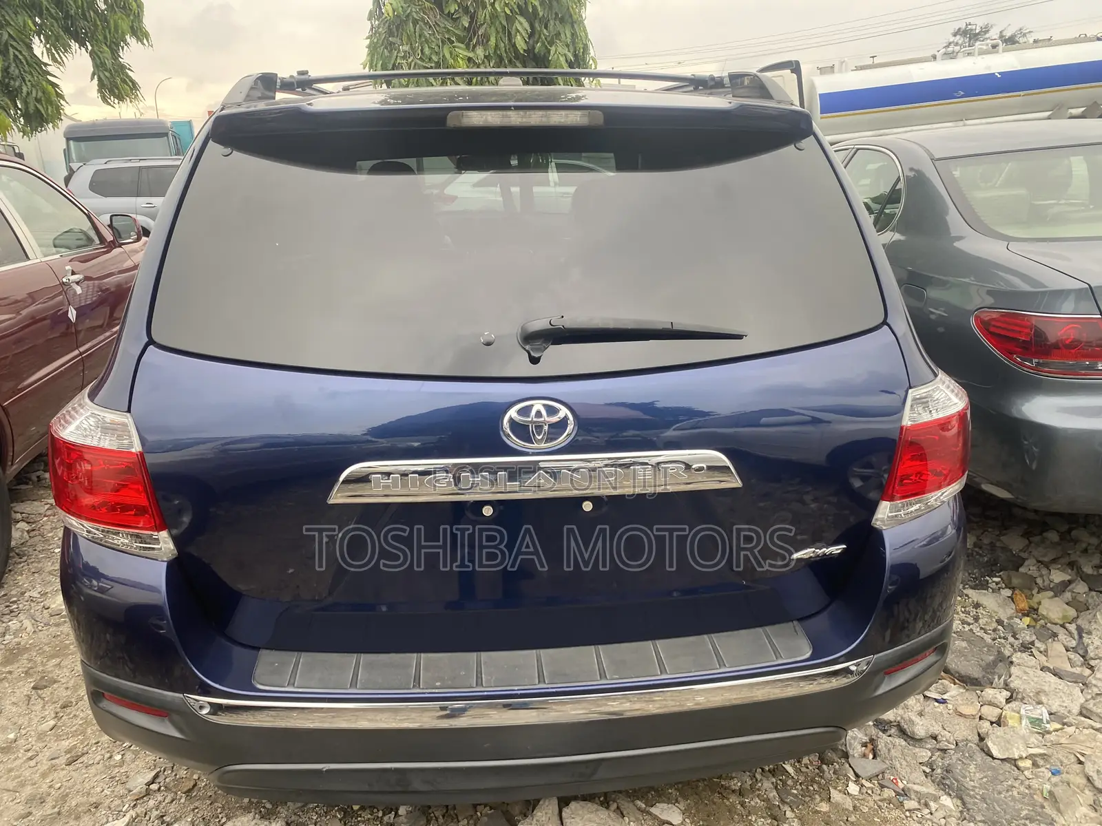 Toyota Highlander XLE V6 4x4 (3.5L 6cyl 6A) 2016 Blue