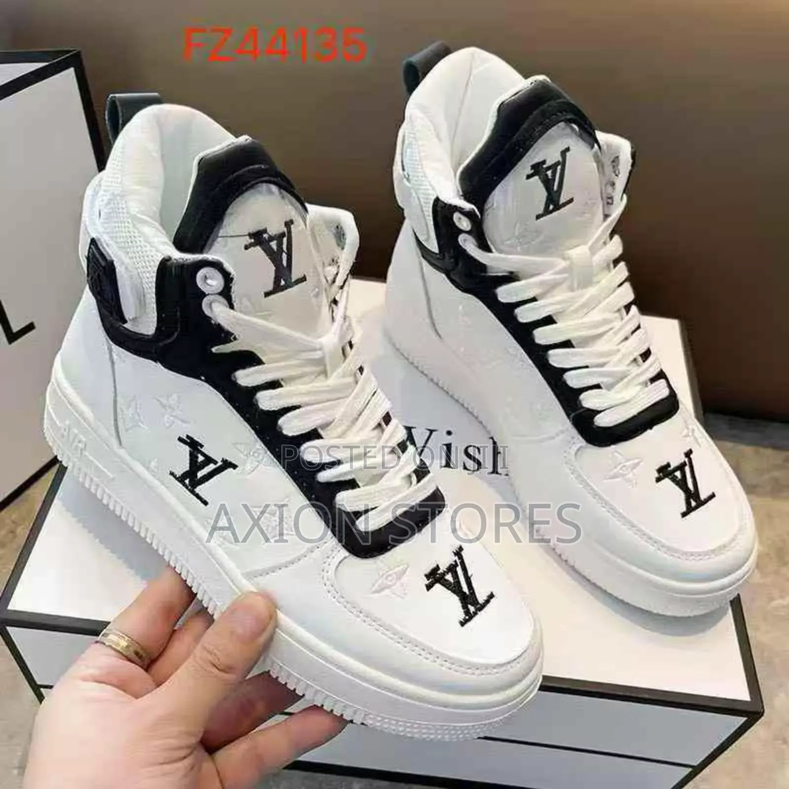 Louis Vuitton Fashion Sneakers