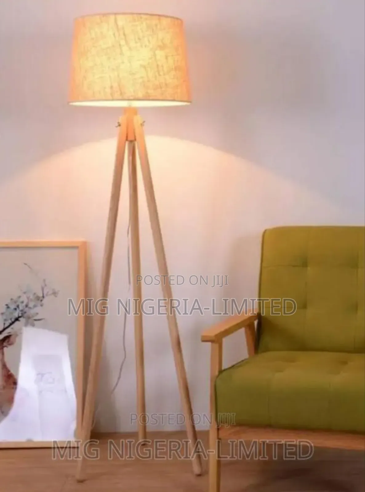 Wooden Floor Tripod Lamp for Bedroom Living Room