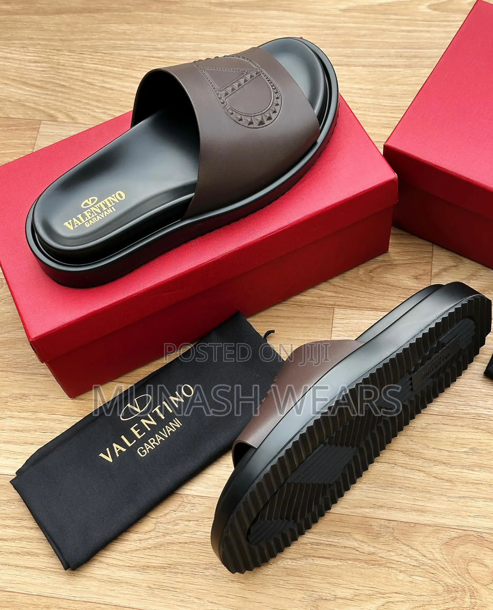 Valentino Leather Calfskin Slipers,Nationwide Delivery