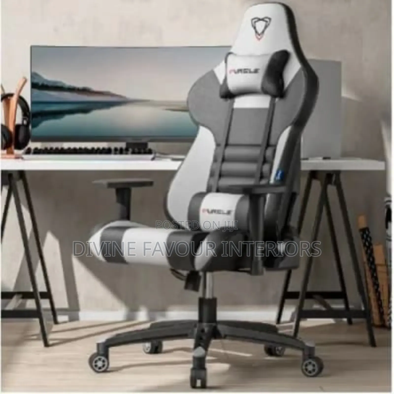 Ergonomic Furgle Gaming Chair With Footrest - Black White